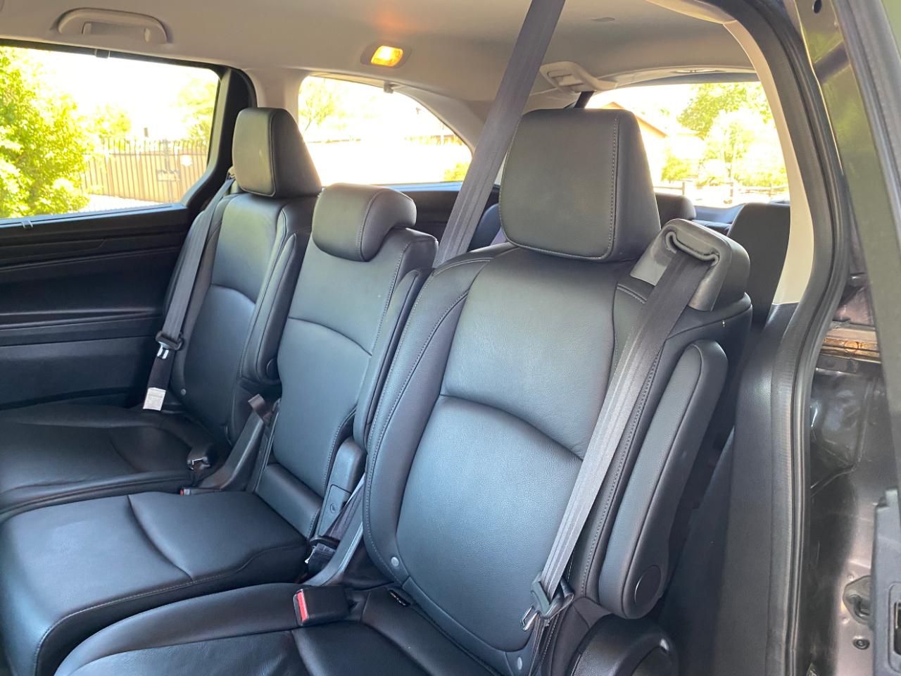 Honda Odyssey EX-L Auto 2025