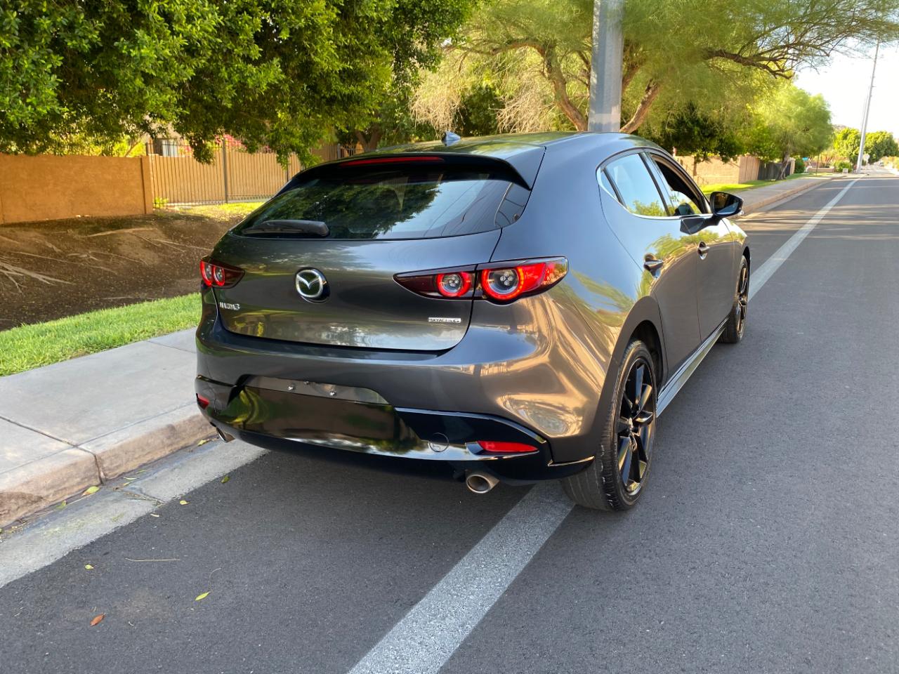 Mazda Mazda3 Hatchback Premium Manual FWD 2021
