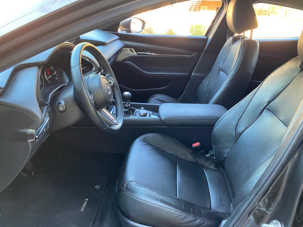 Mazda Mazda3 Hatchback Premium Manual FWD 2021