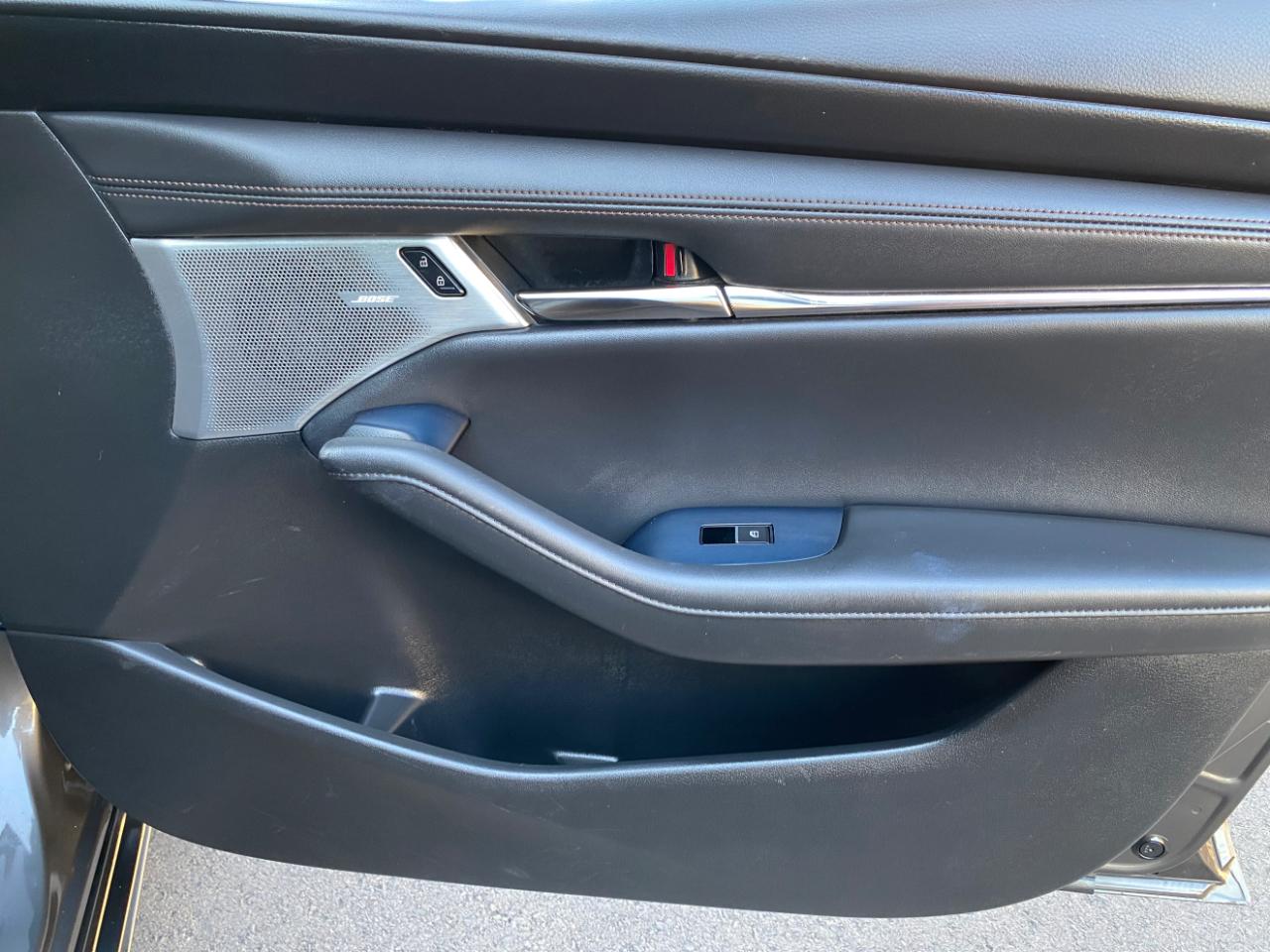 Mazda Mazda3 Hatchback Premium Manual FWD 2021