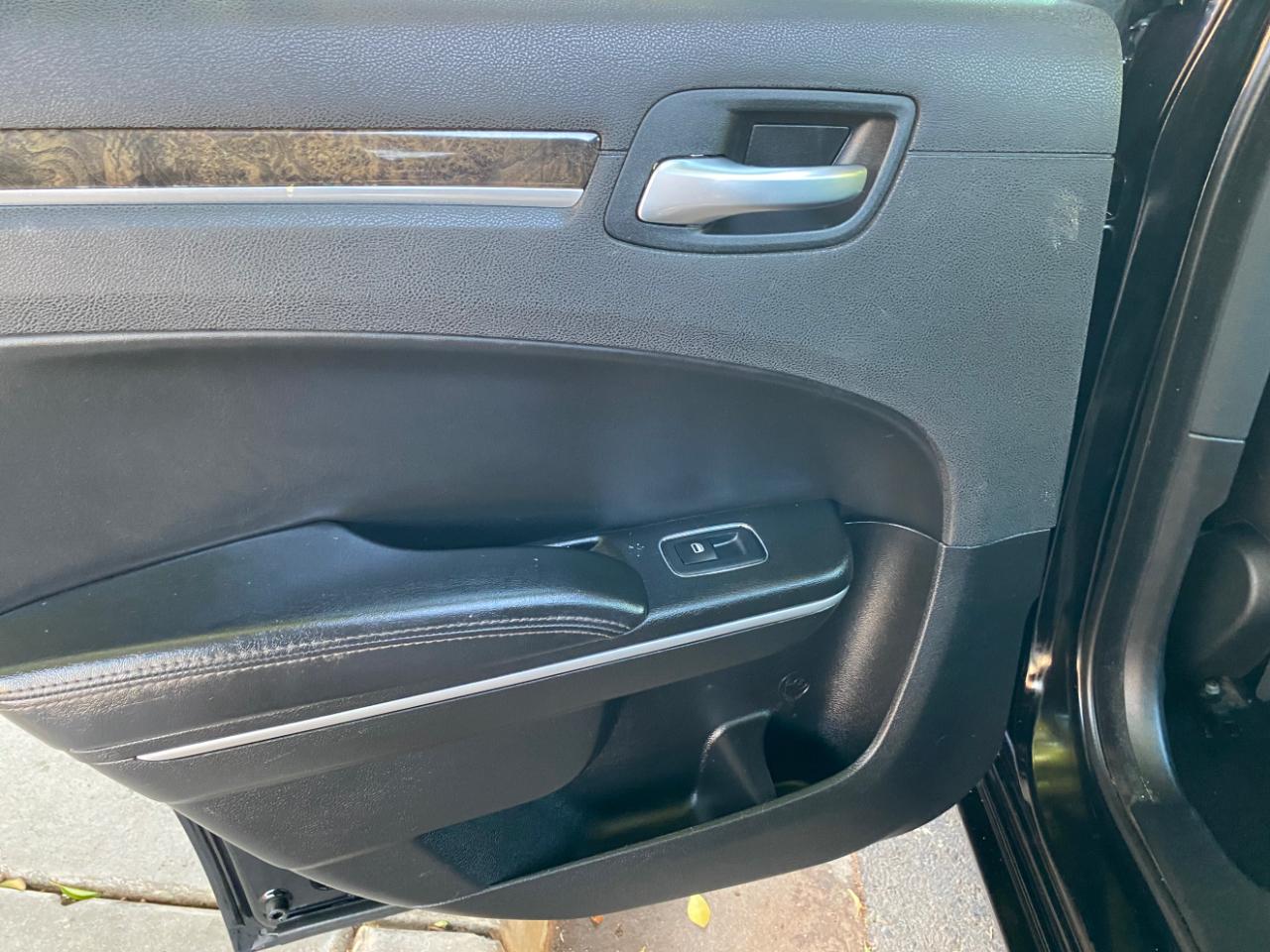Chrysler 300 Limited AWD 2019