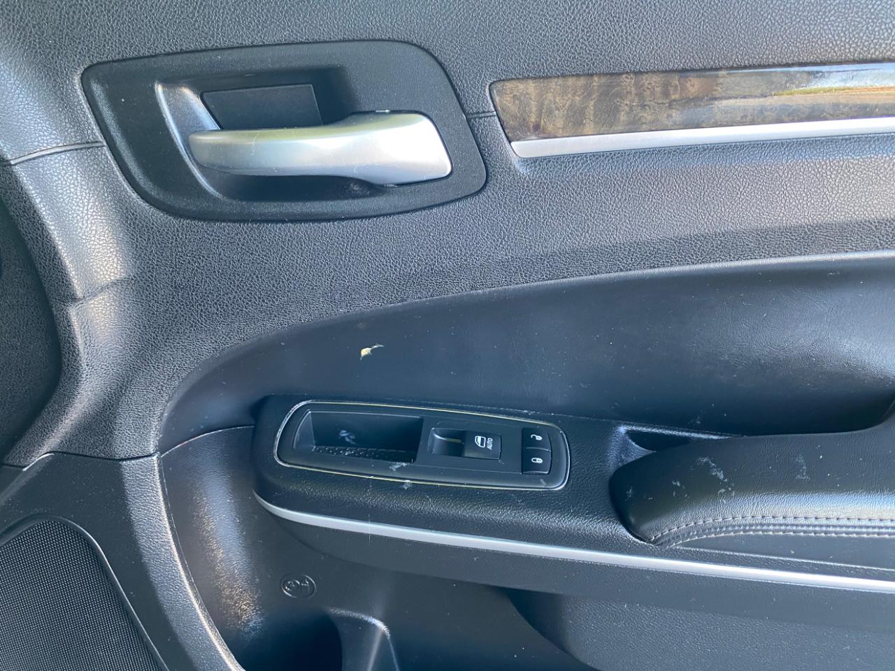 Chrysler 300 Limited AWD 2019