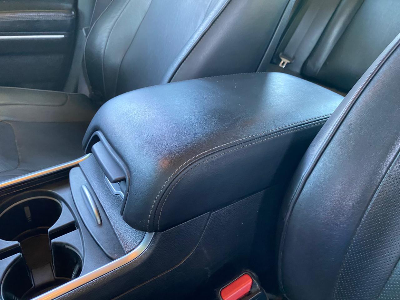 Chrysler 300 Limited AWD 2019