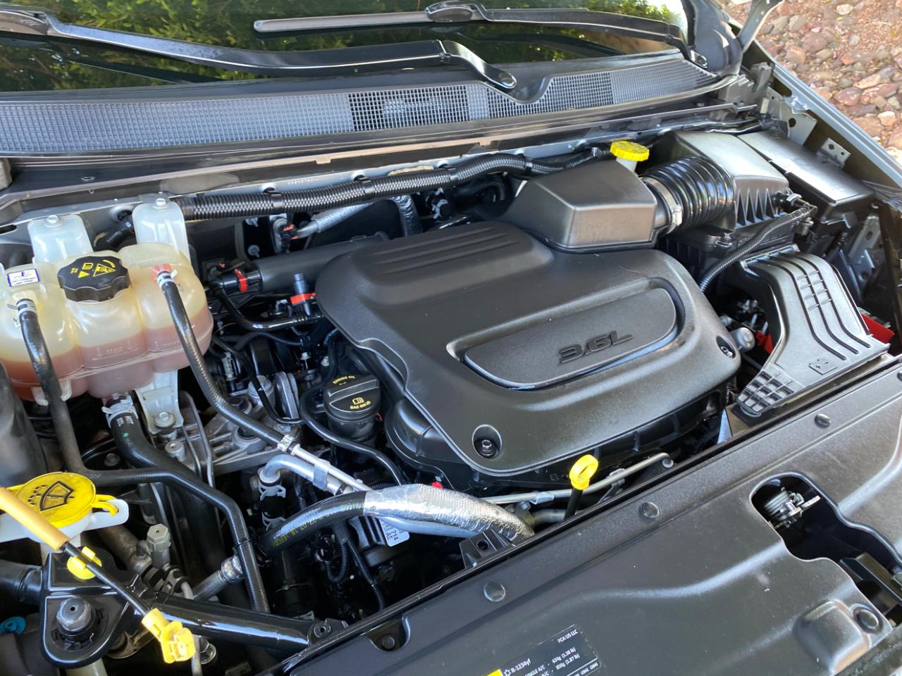 Chrysler Pacifica LX FWD 2019