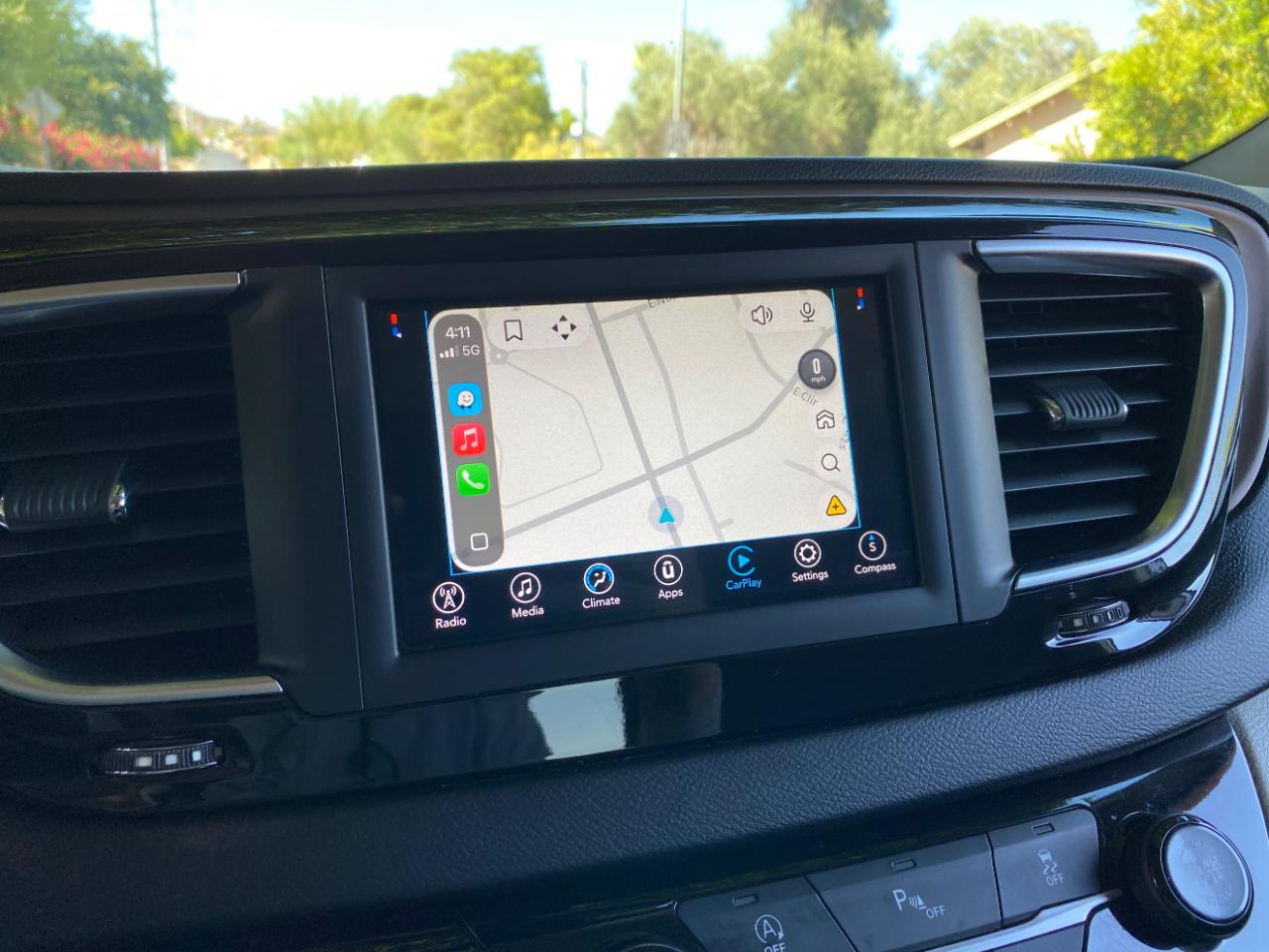 Chrysler Pacifica LX FWD 2019