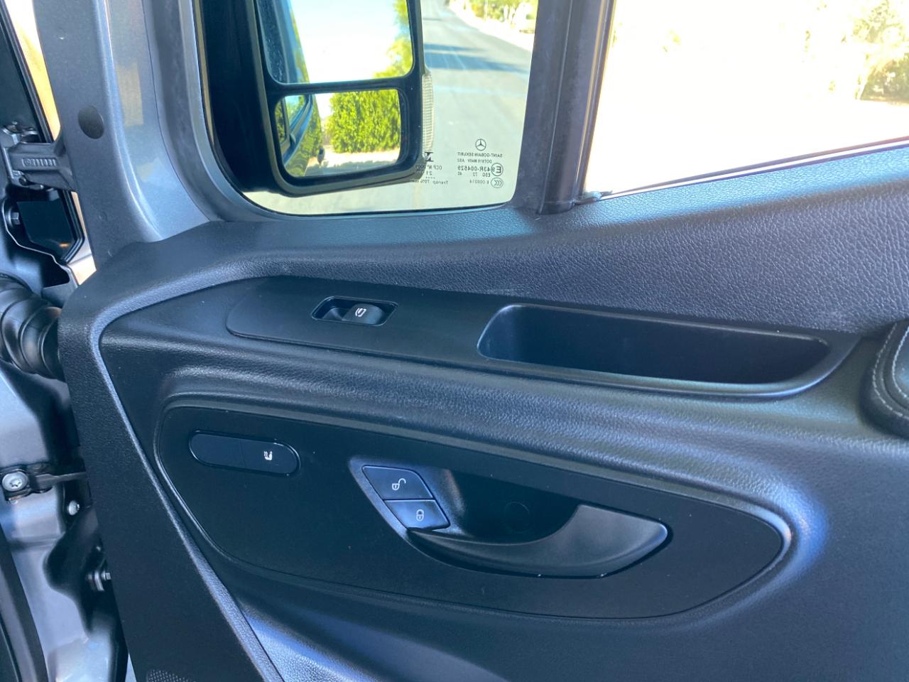 Mercedes-Benz Sprinter Van 2500 High Roof V6 170" RWD 2021