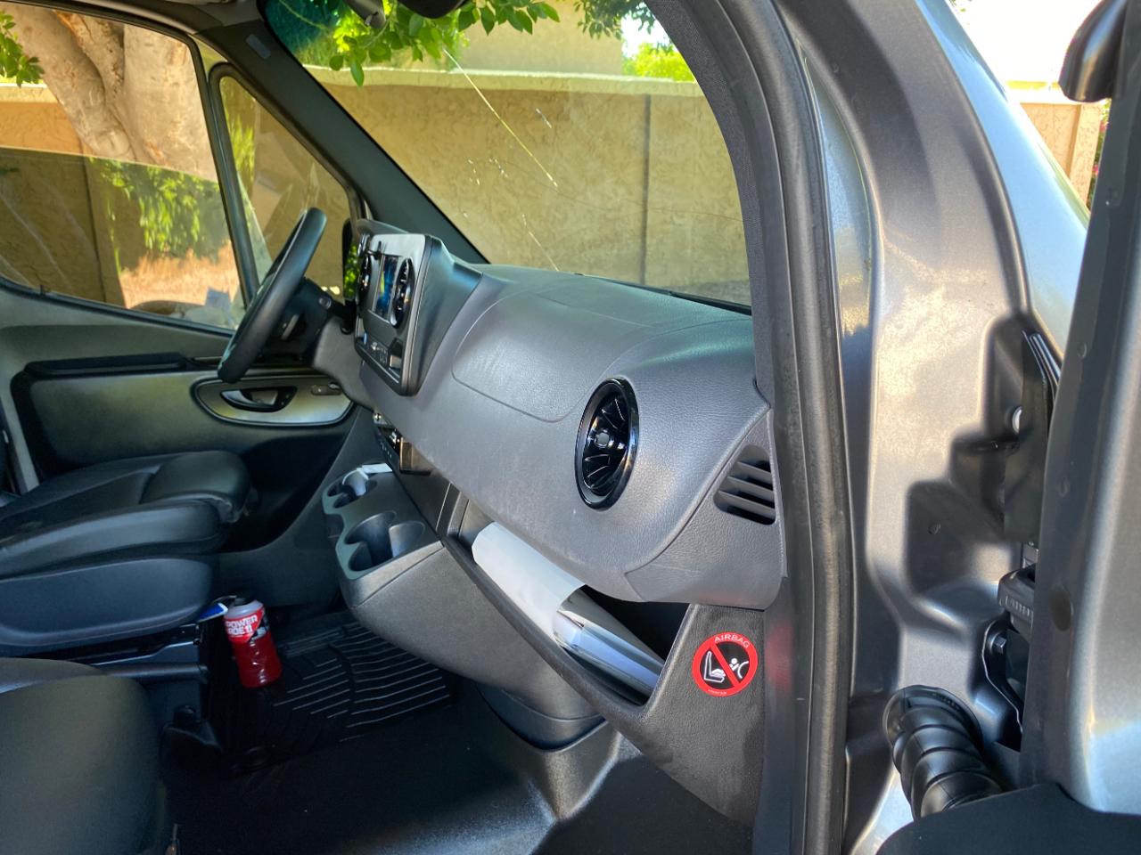Mercedes-Benz Sprinter Van 2500 High Roof V6 170" RWD 2021