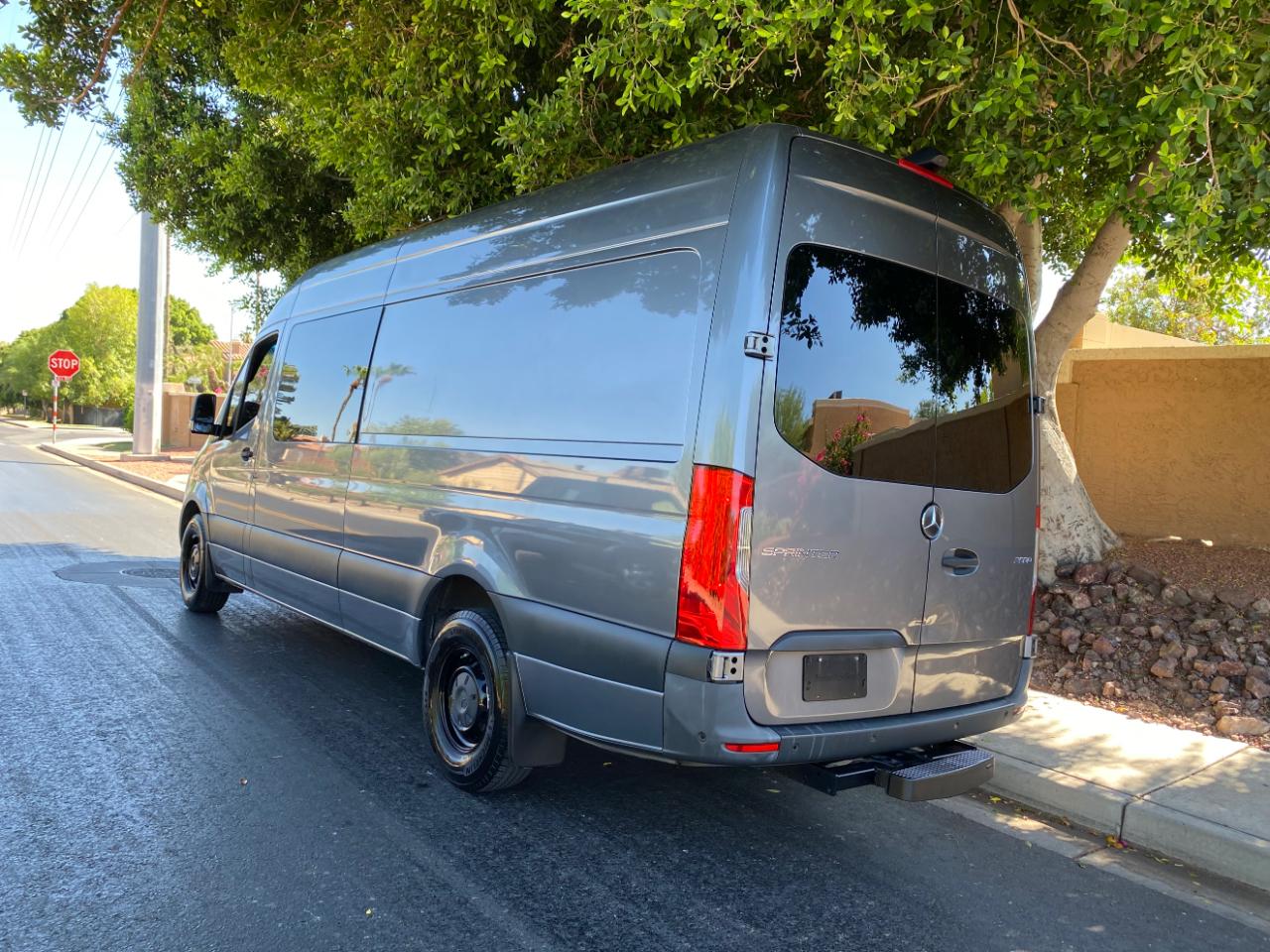Mercedes-Benz Sprinter Van 2500 High Roof V6 170" RWD 2021