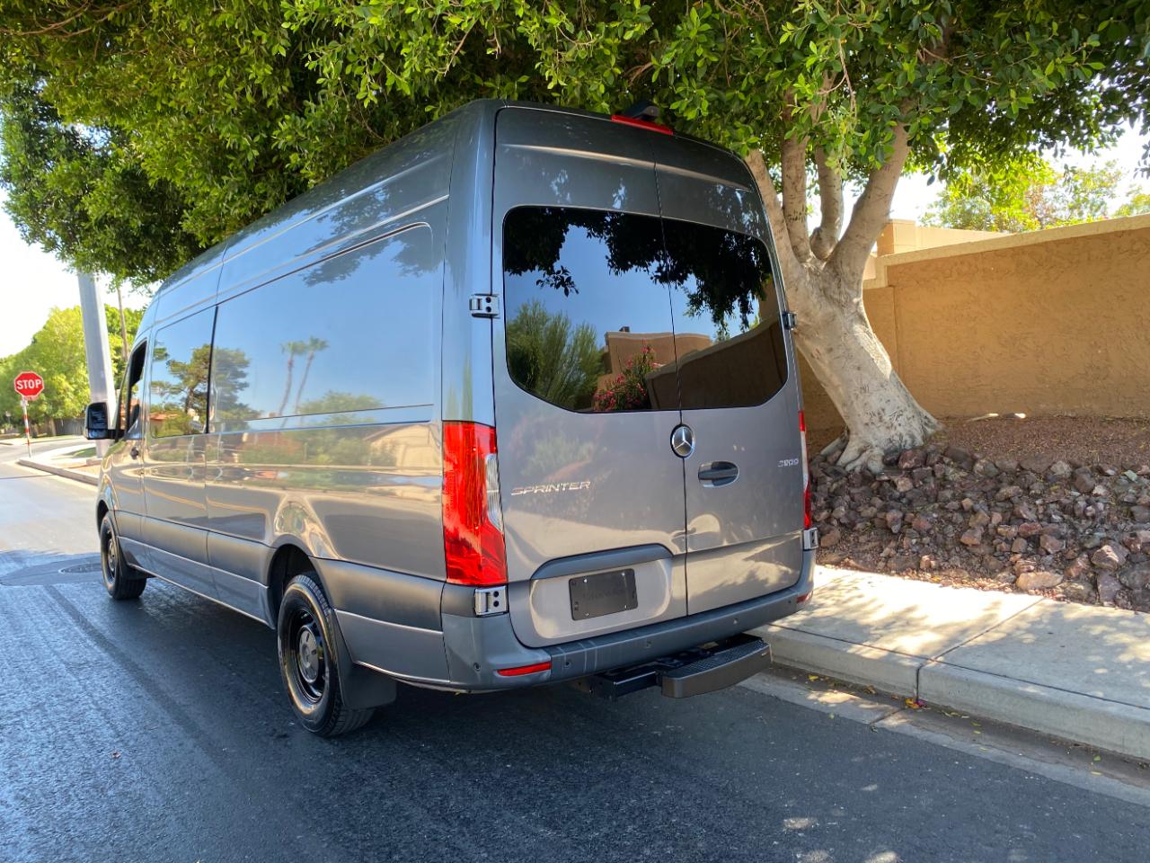 Mercedes-Benz Sprinter Van 2500 High Roof V6 170" RWD 2021
