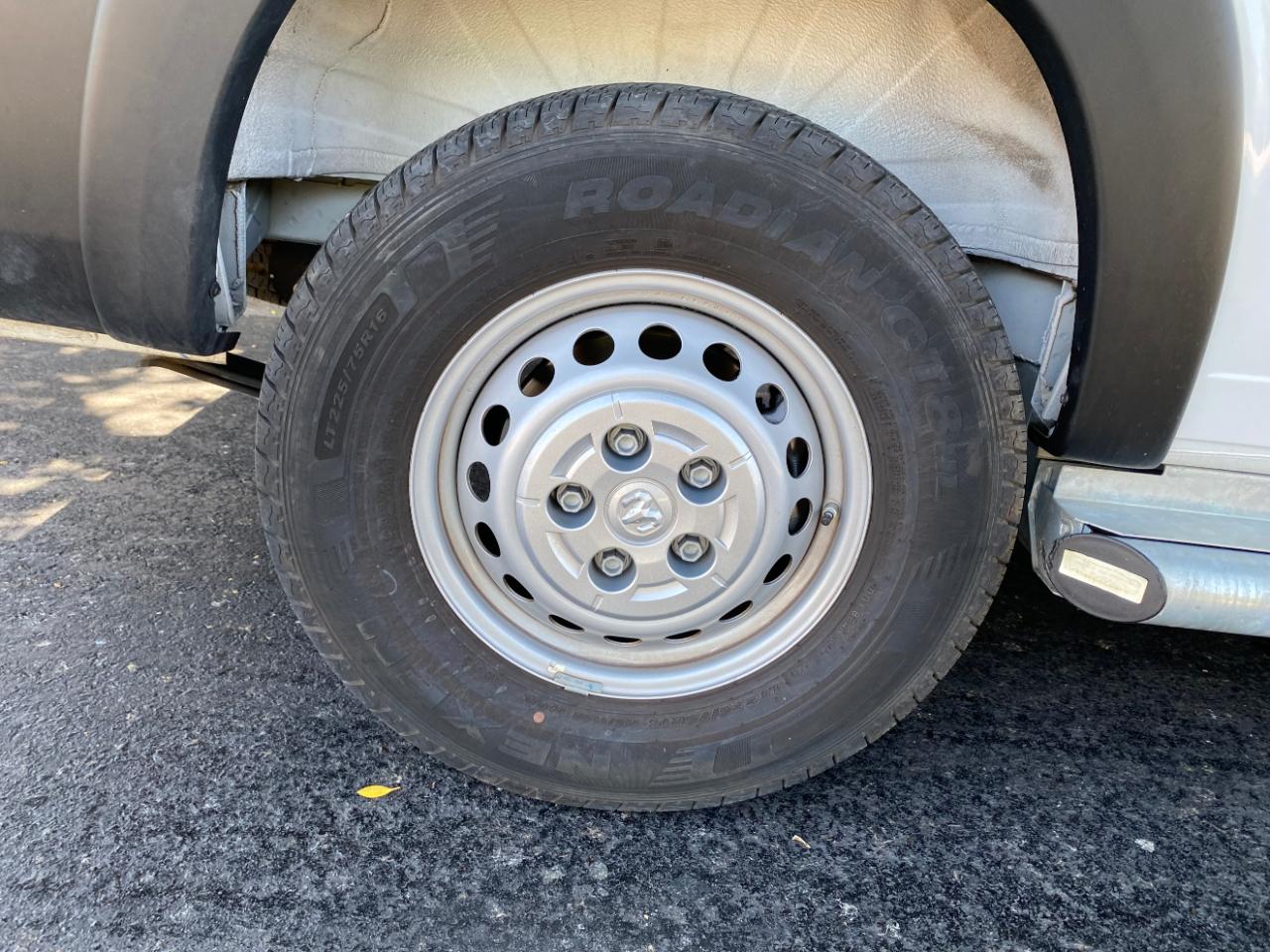RAM ProMaster Cargo Van Tradesman 2500 Low Roof 136" WB w/Pass Seat 2025