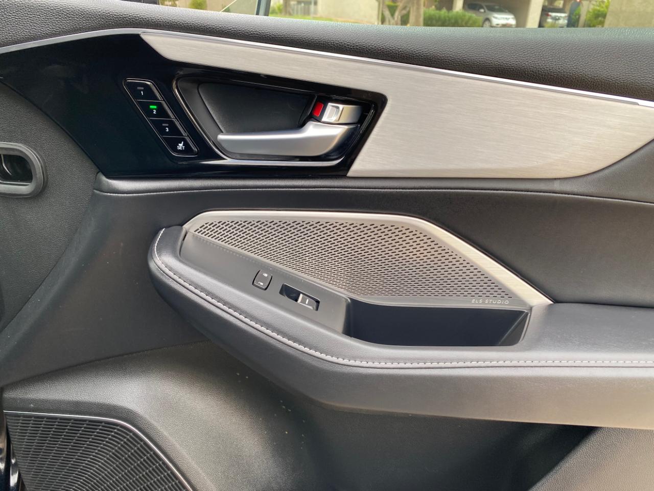 Acura MDX SH-AWD w/Technology Package 2024
