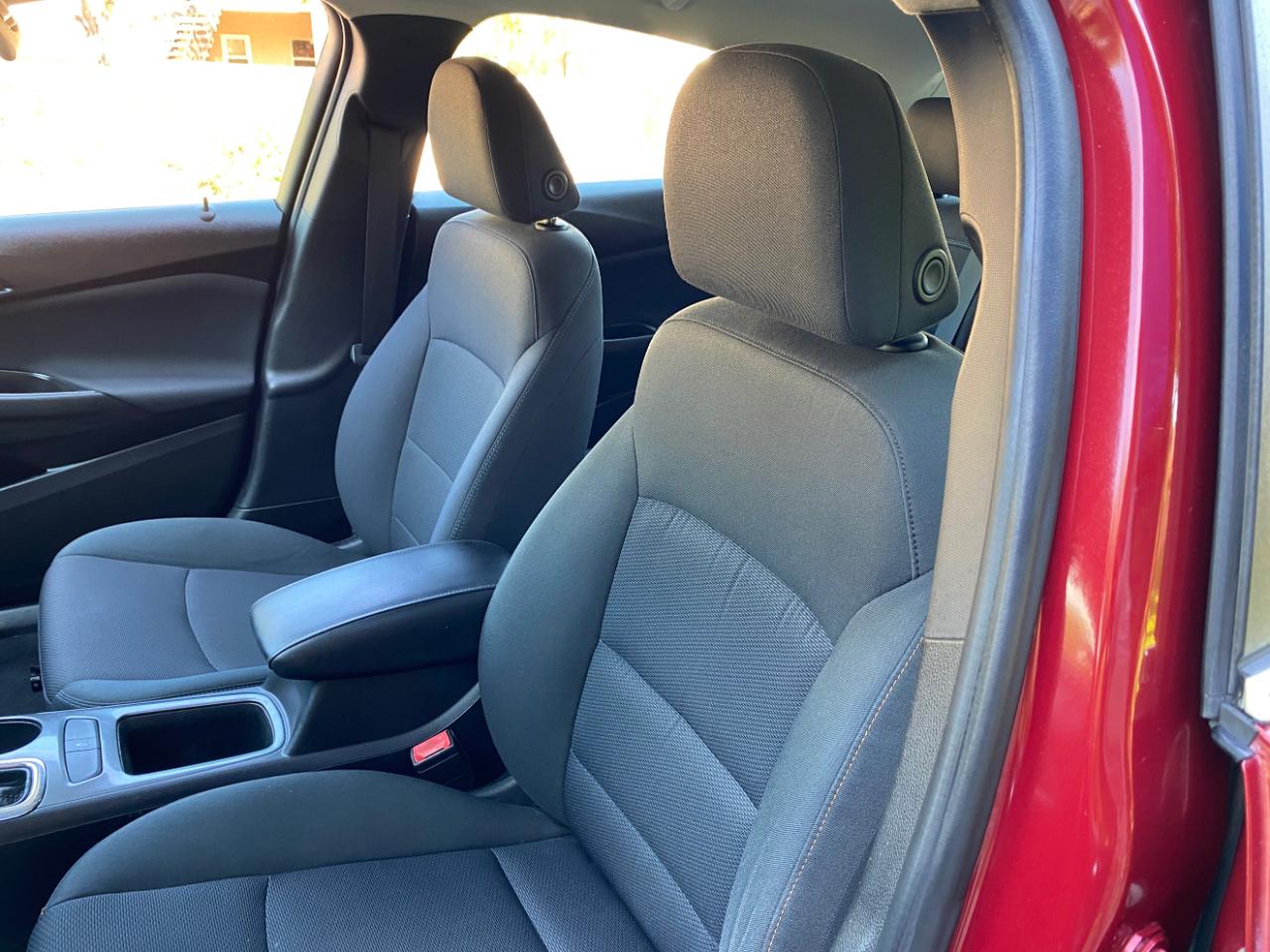 Chevrolet Cruze 4dr Sdn 1.4L LT w/1SD 2018