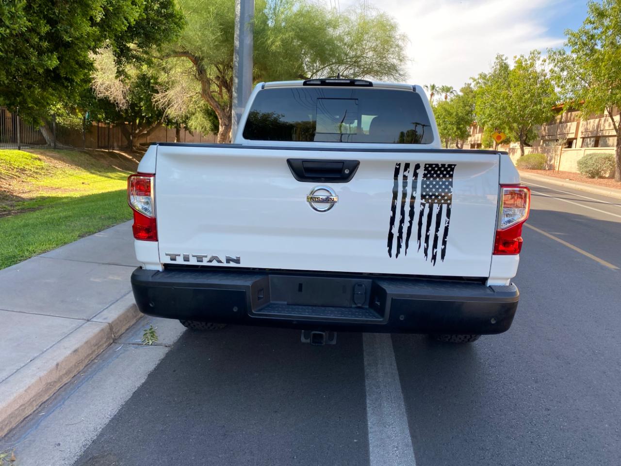 Nissan Titan 4x2 Crew Cab S 2022