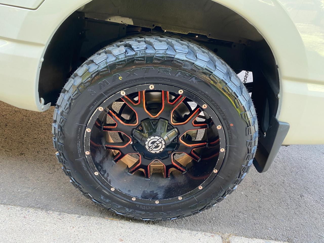 Nissan Titan 4x2 Crew Cab S 2022