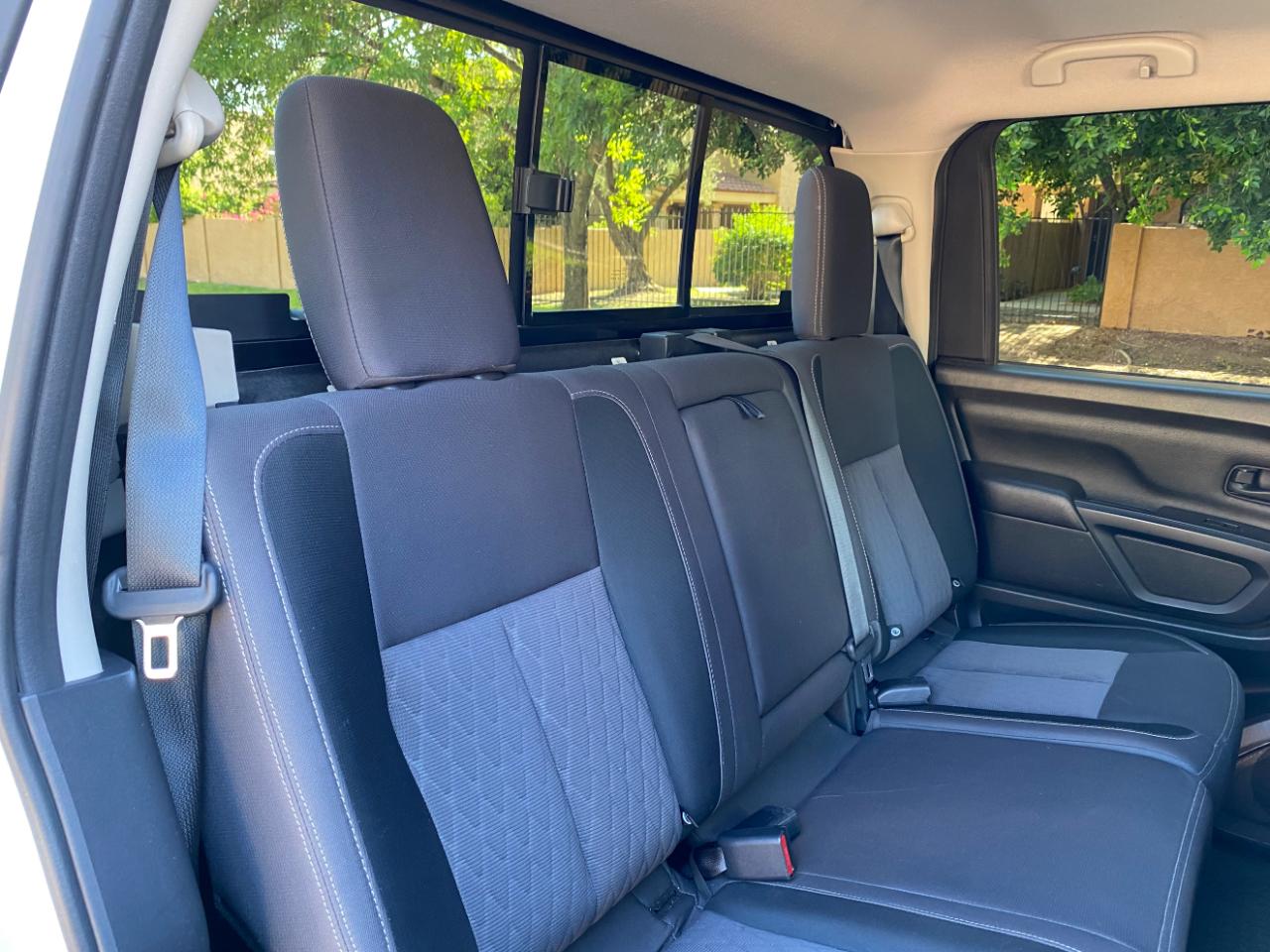 Nissan Titan 4x2 Crew Cab S 2022