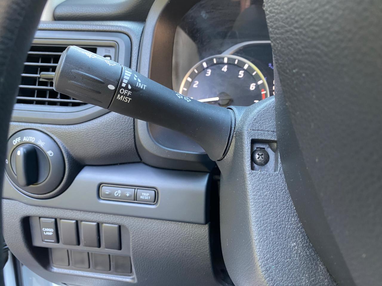 Nissan Titan 4x2 Crew Cab S 2022