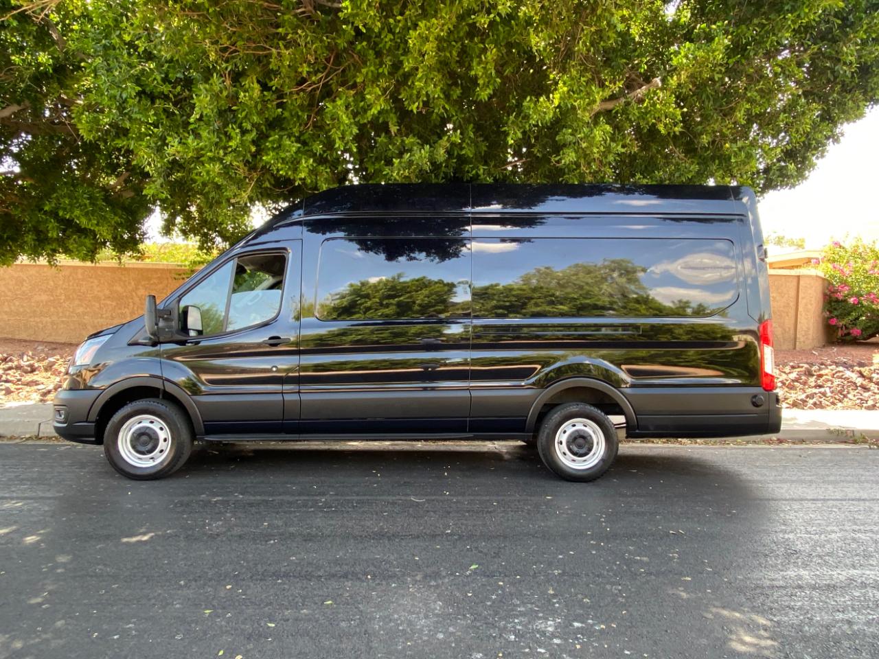 Ford Transit Cargo Van T-250 148" EL Hi Rf 9070 GVWR RWD 2023