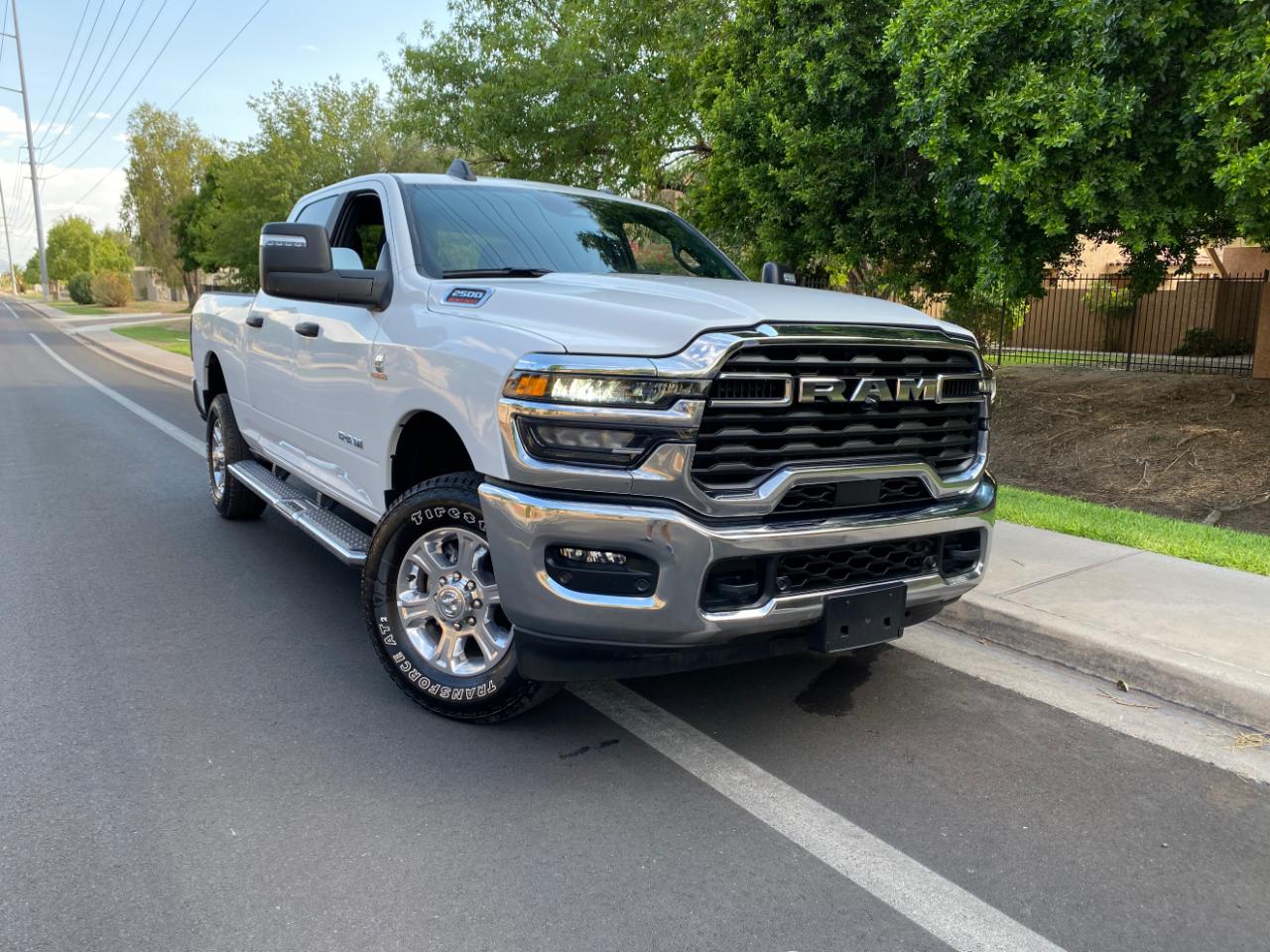 RAM 2500 Big Horn 4x4 Crew Cab 6'4" Box 2025