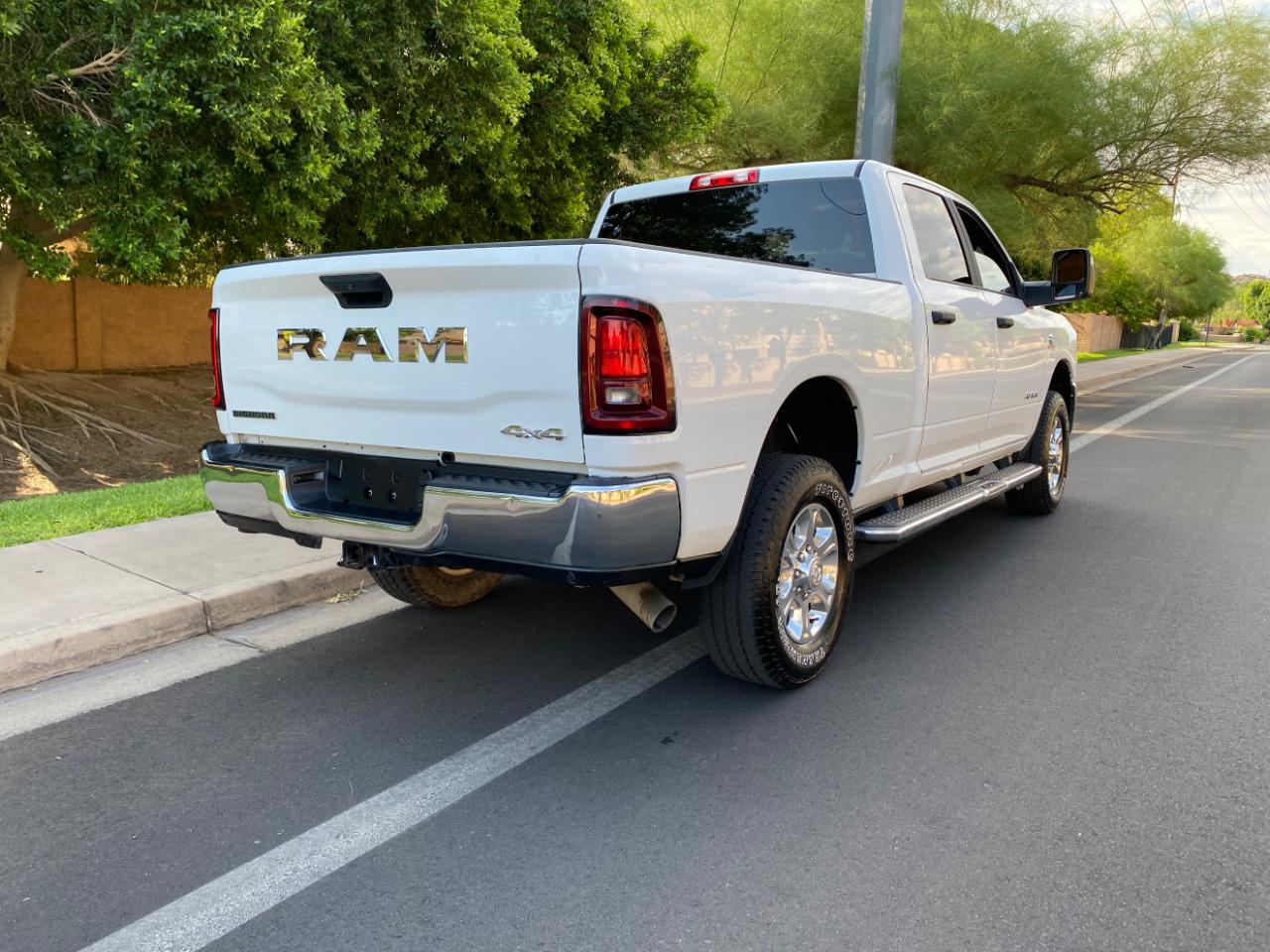 RAM 2500 Big Horn 4x4 Crew Cab 6'4" Box 2025