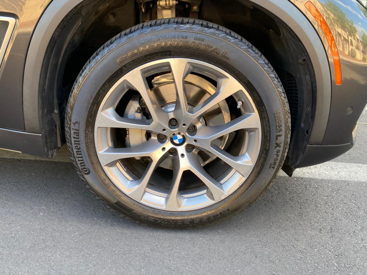 BMW X5 sDrive40i Sports Activity Vehicle 2020