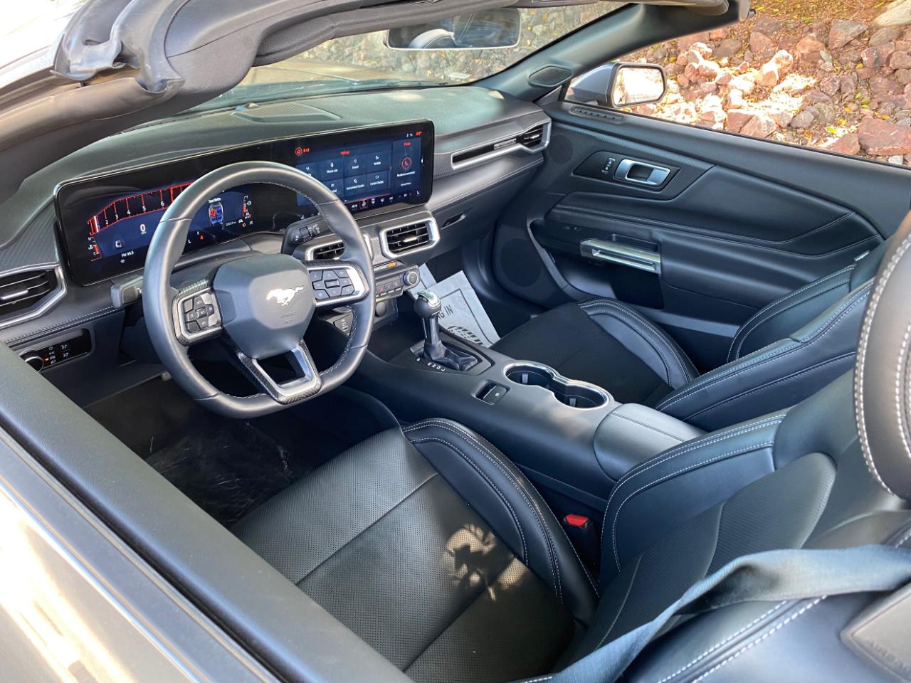 Ford Mustang EcoBoost Convertible 2025