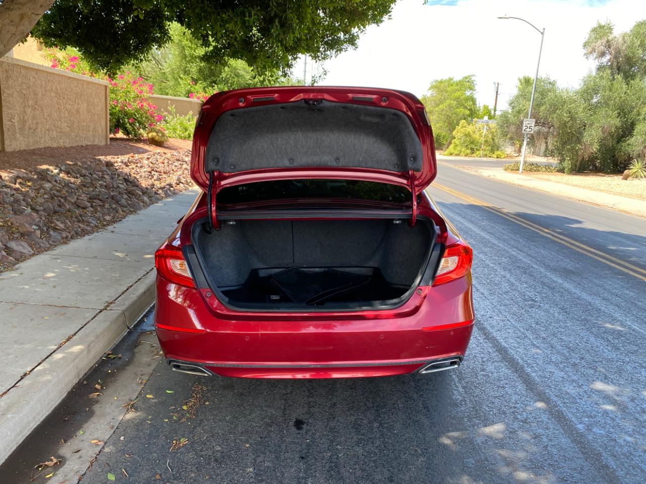 Honda Accord Sedan Touring 2.0T Auto 2018