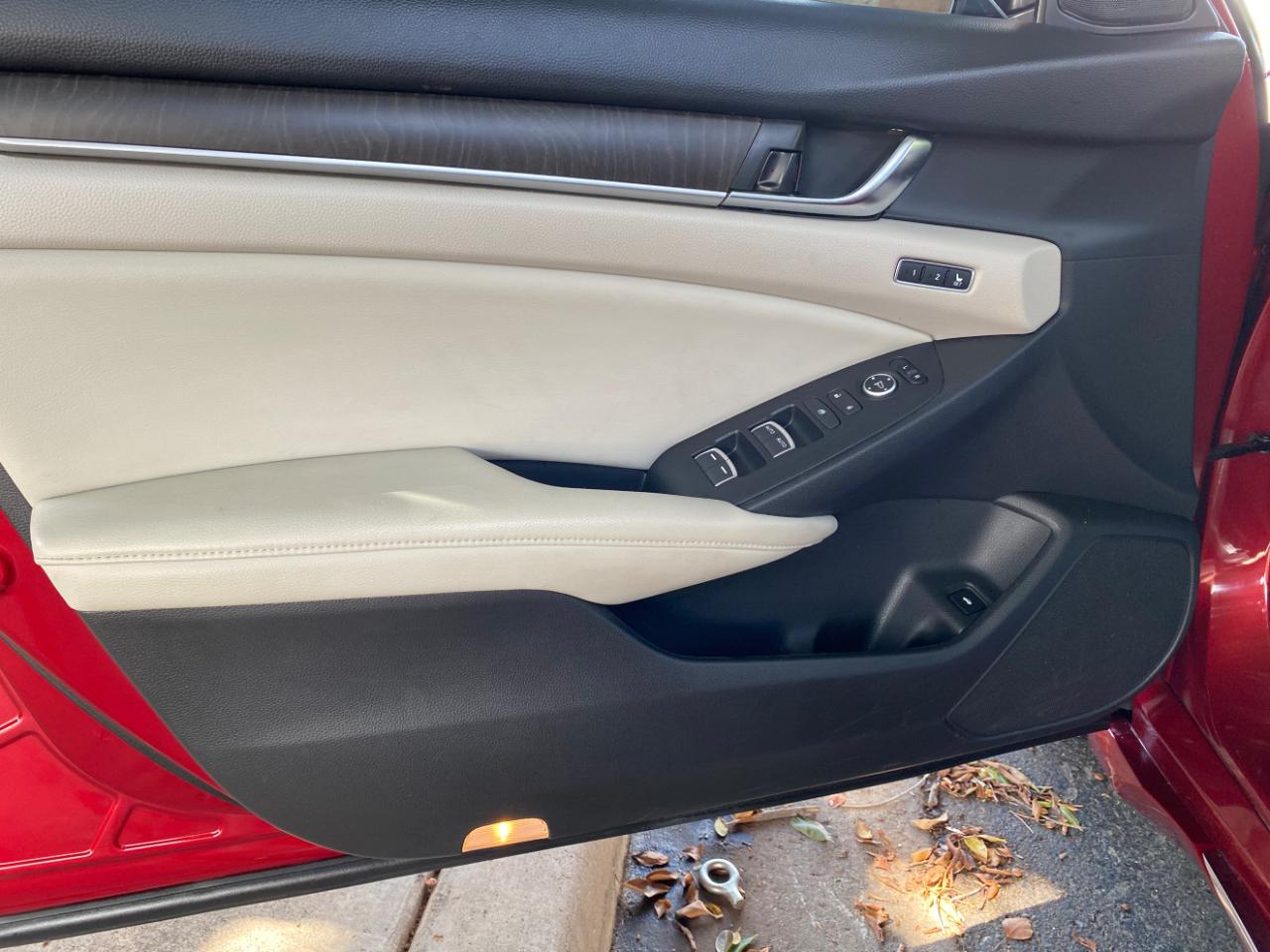 Honda Accord Sedan Touring 2.0T Auto 2018