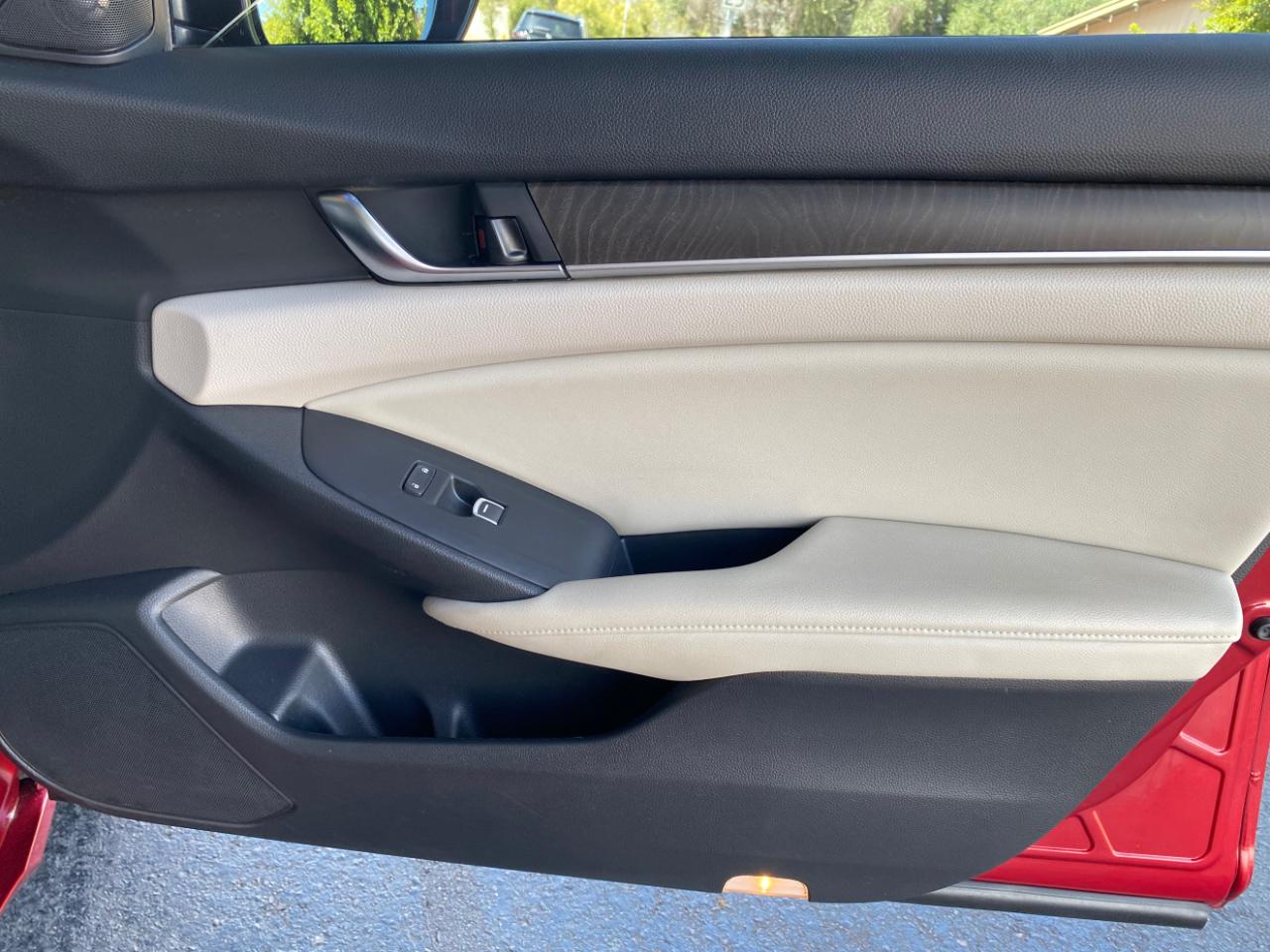 Honda Accord Sedan Touring 2.0T Auto 2018