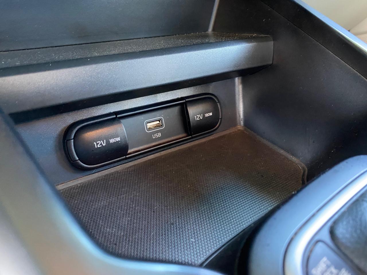 Kia Soul LX IVT 2024