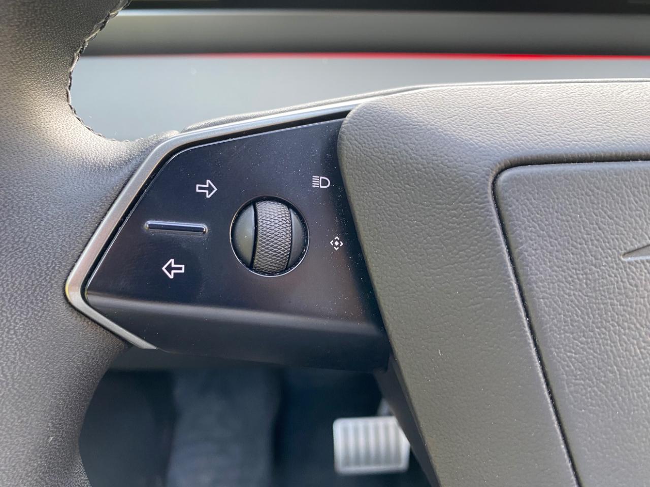 Tesla Cybertruck AWD 2025
