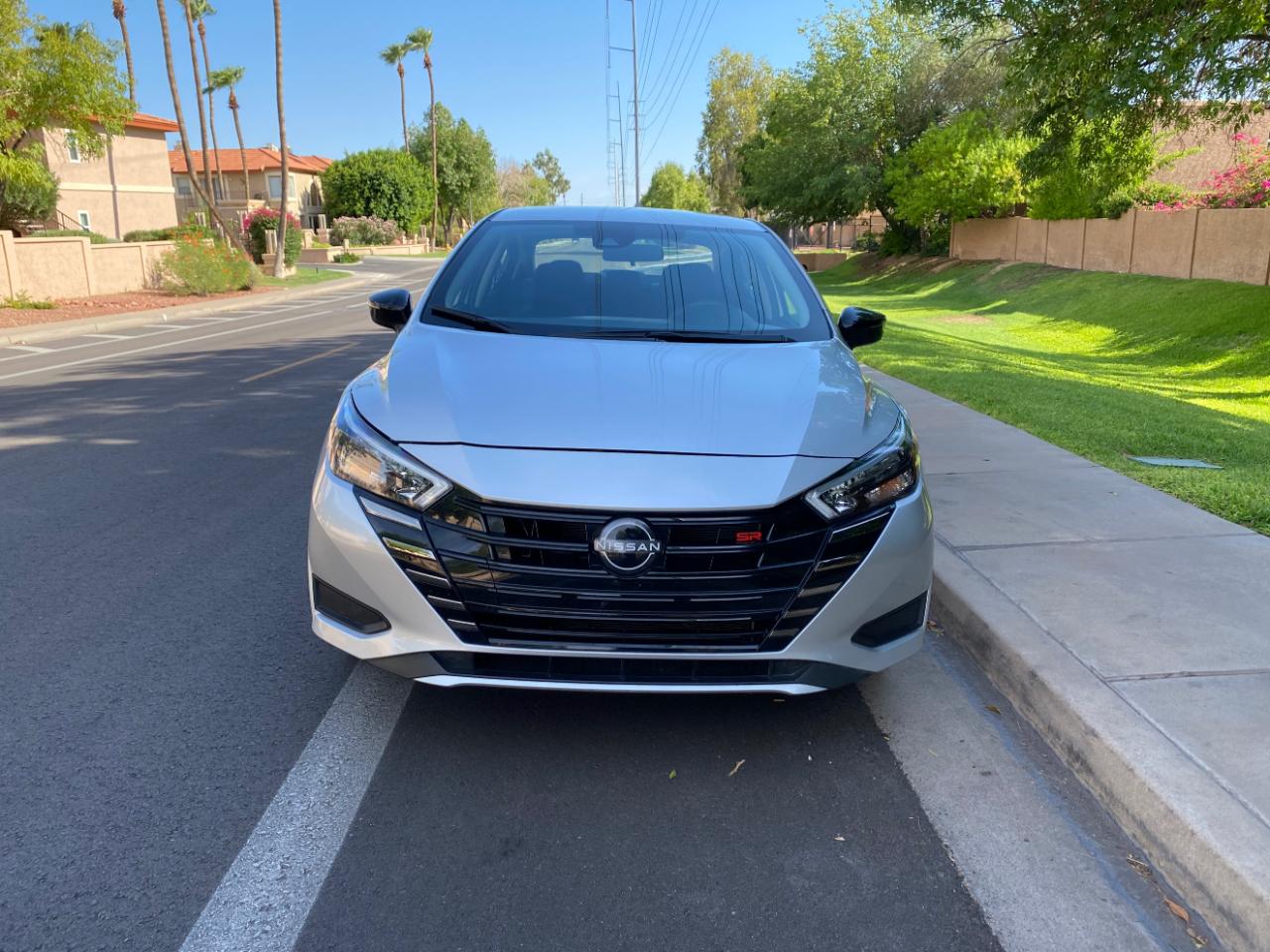 Nissan Versa SR CVT 2025