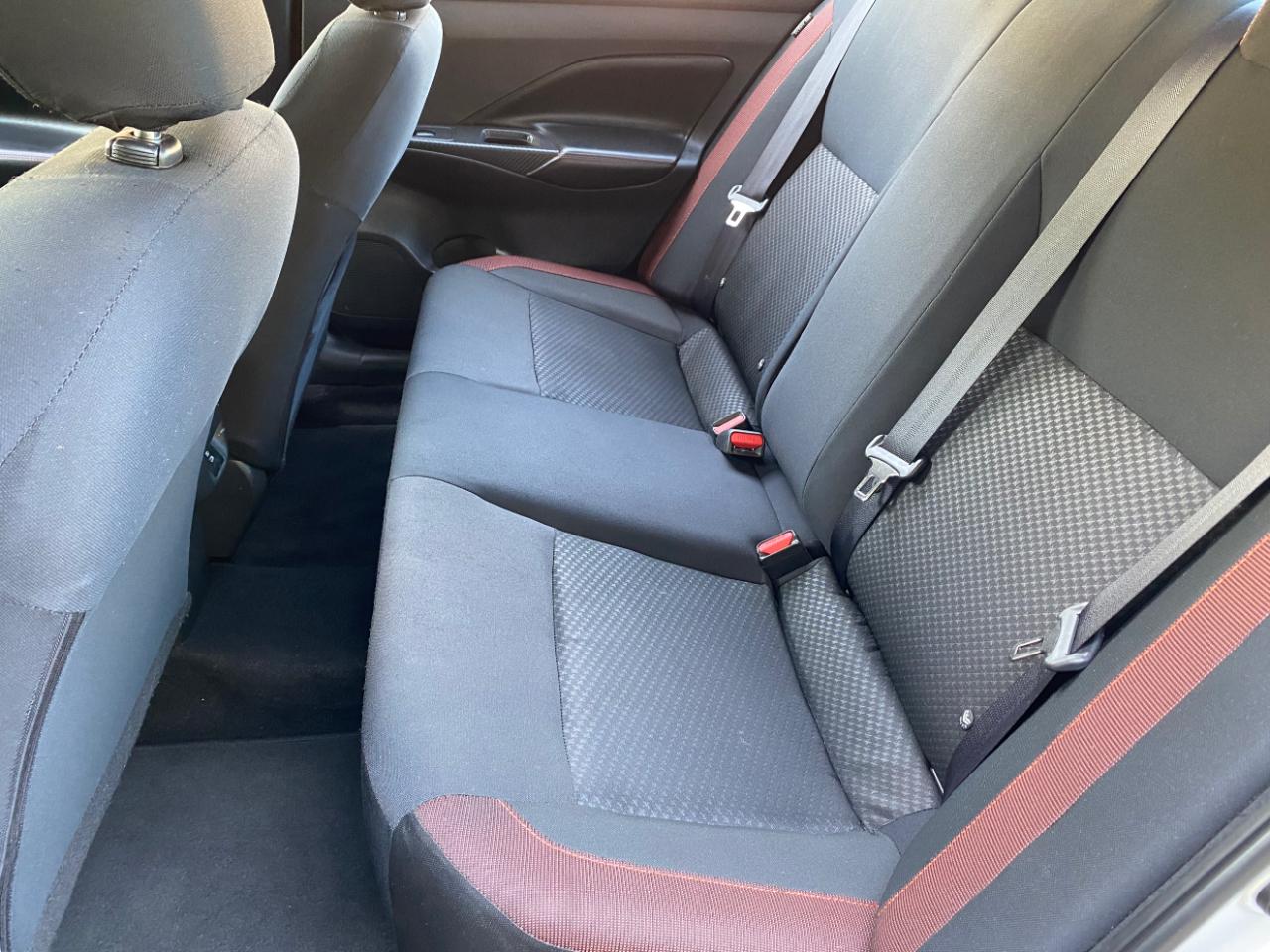 Nissan Versa SR CVT 2025