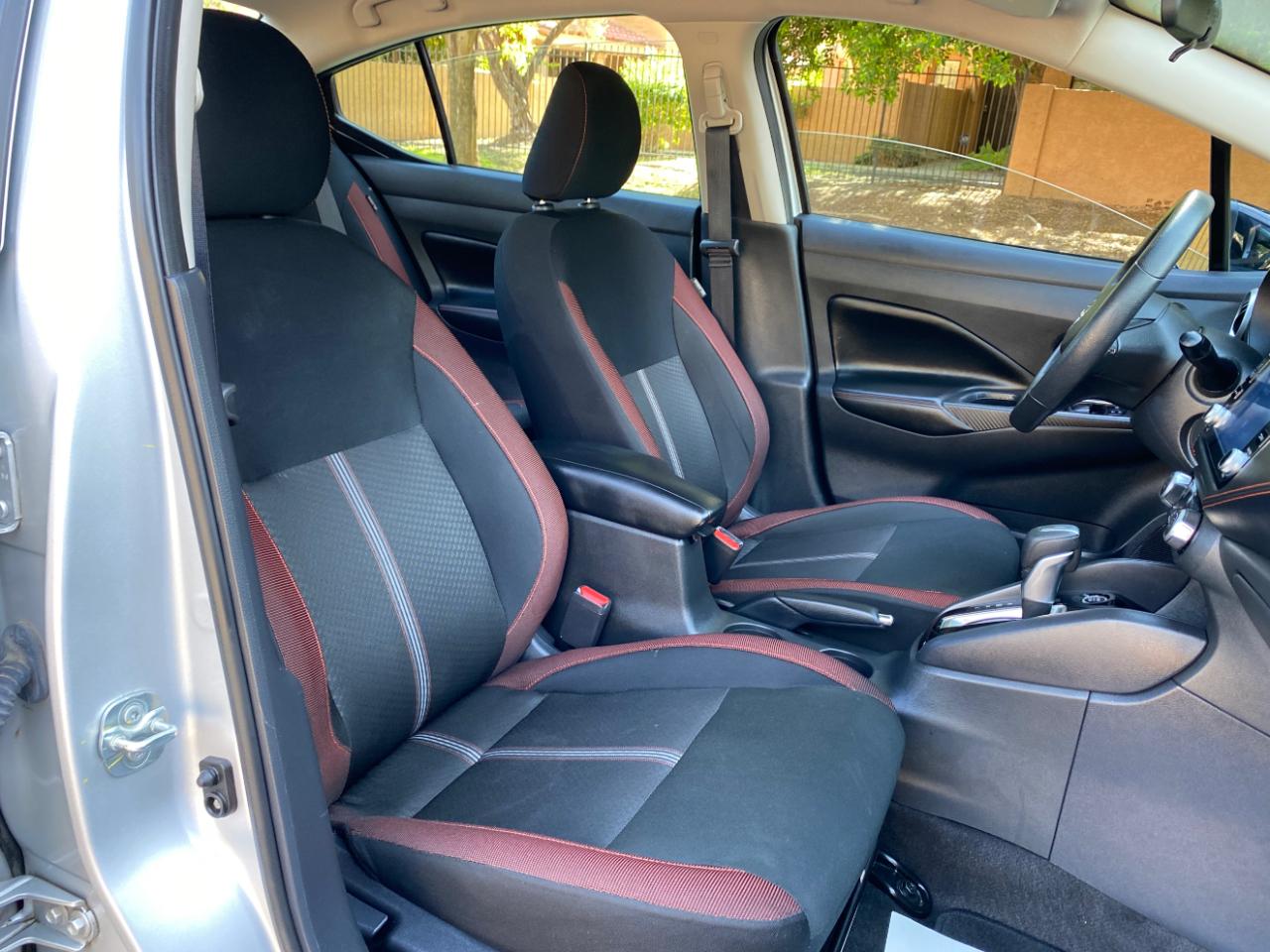 Nissan Versa SR CVT 2025