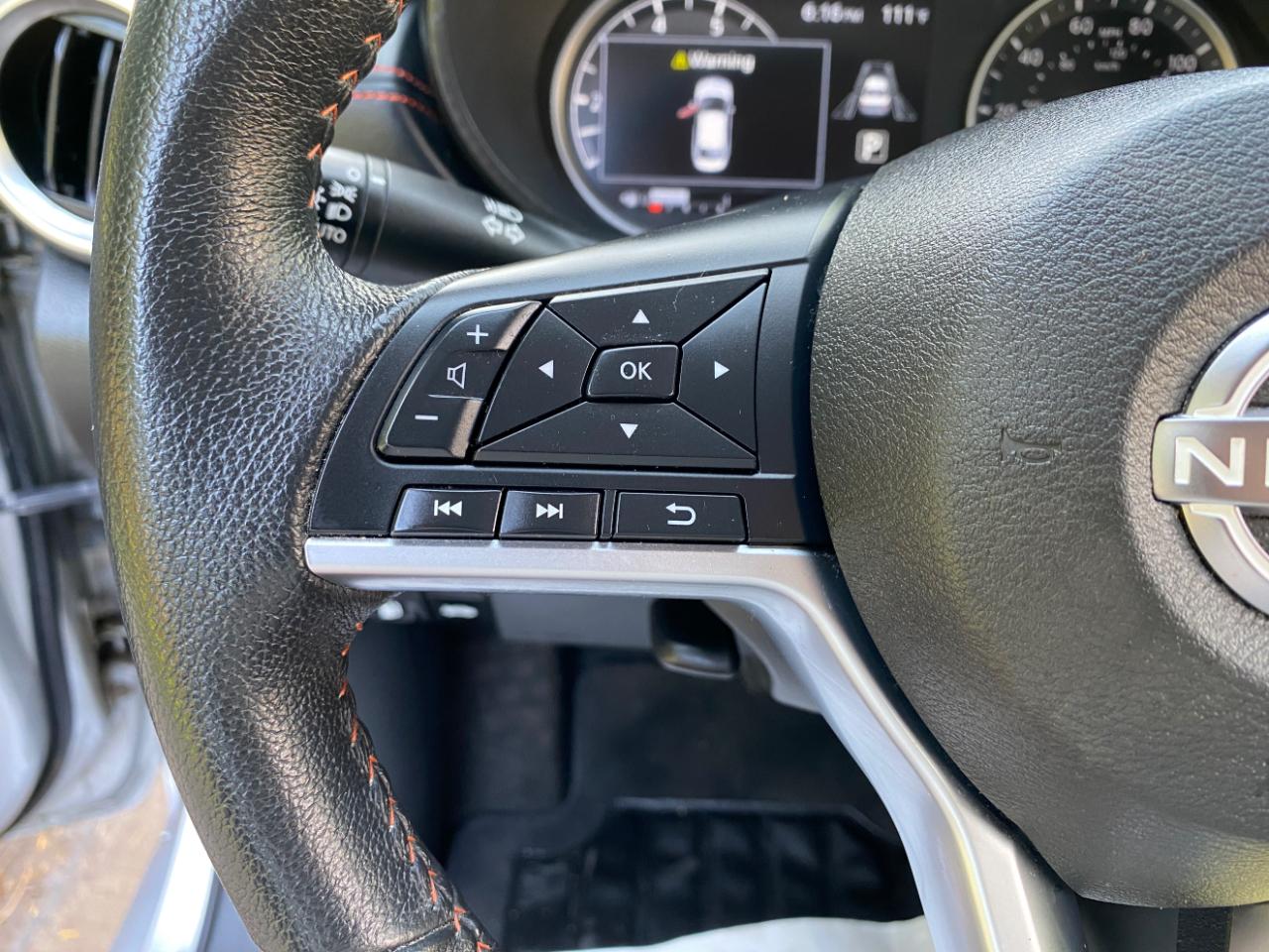 Nissan Versa SR CVT 2025