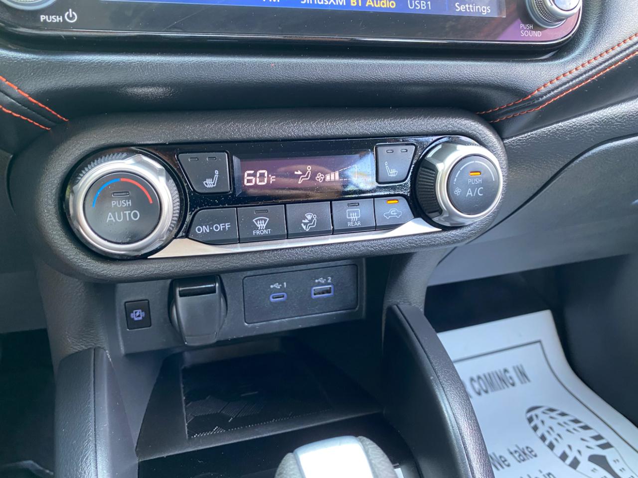 Nissan Versa SR CVT 2025