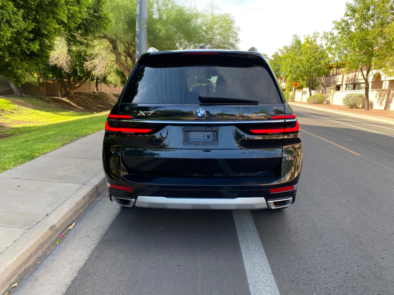 BMW X7 xDrive40i Sports Activity Vehicle 2025