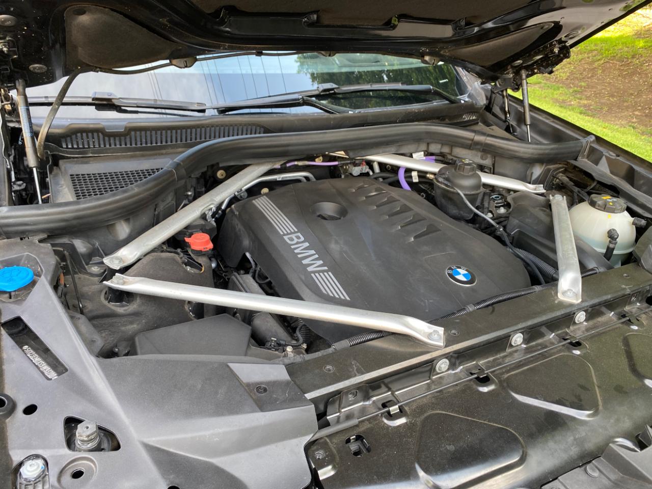 BMW X7 xDrive40i Sports Activity Vehicle 2025