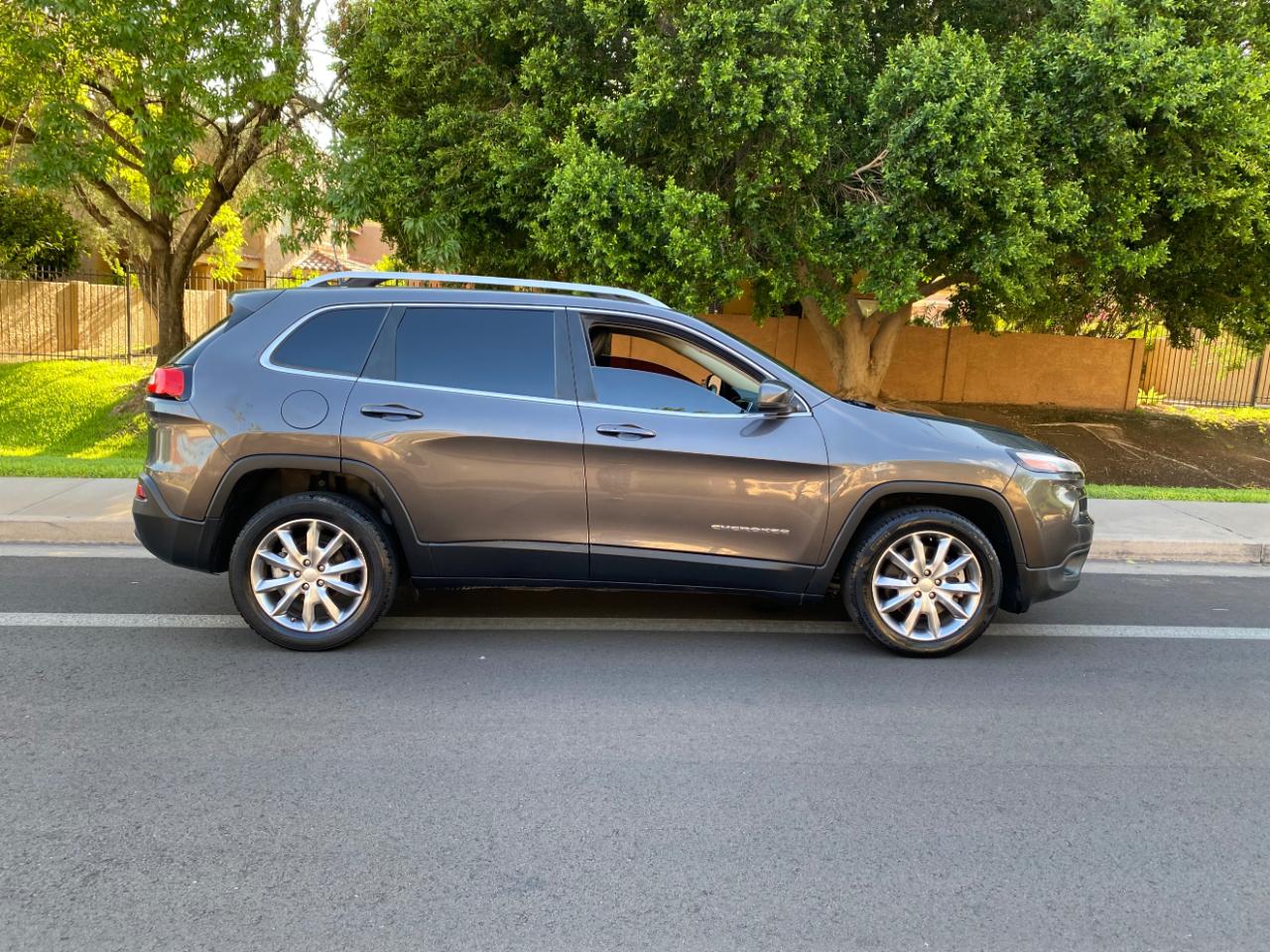 Jeep Cherokee Limited FWD 2018