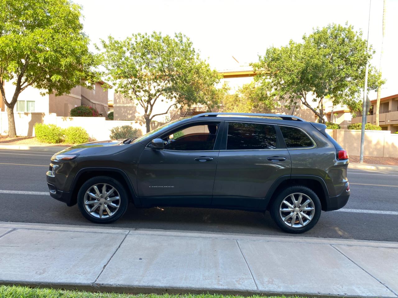 Jeep Cherokee Limited FWD 2018
