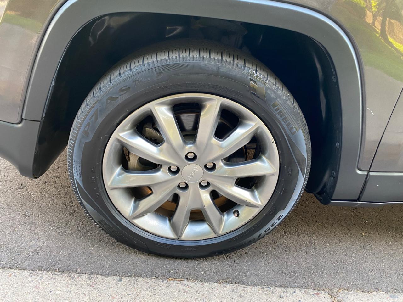 Jeep Cherokee Limited FWD 2018