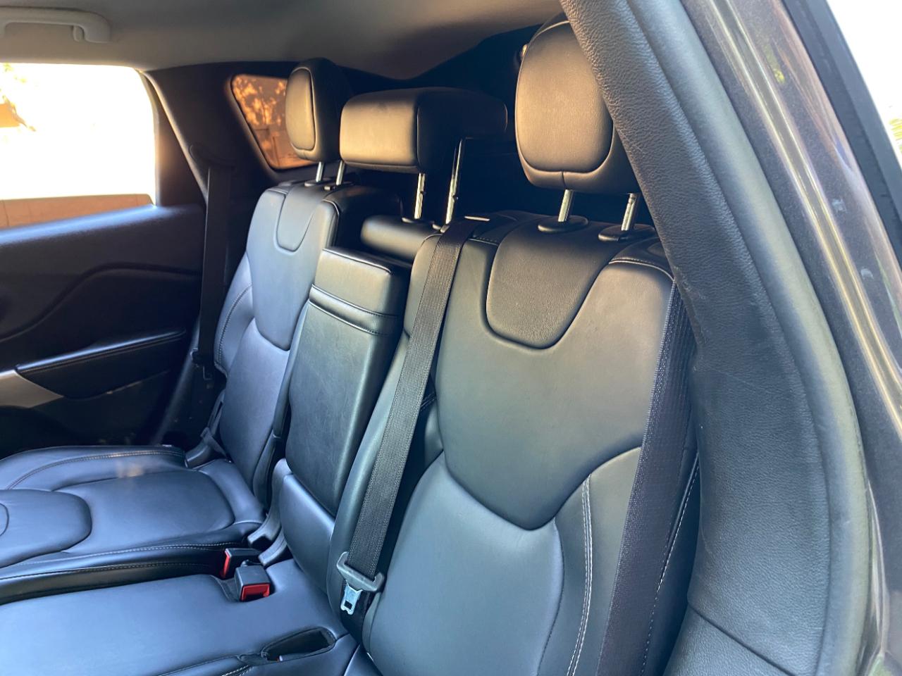 Jeep Cherokee Limited FWD 2018