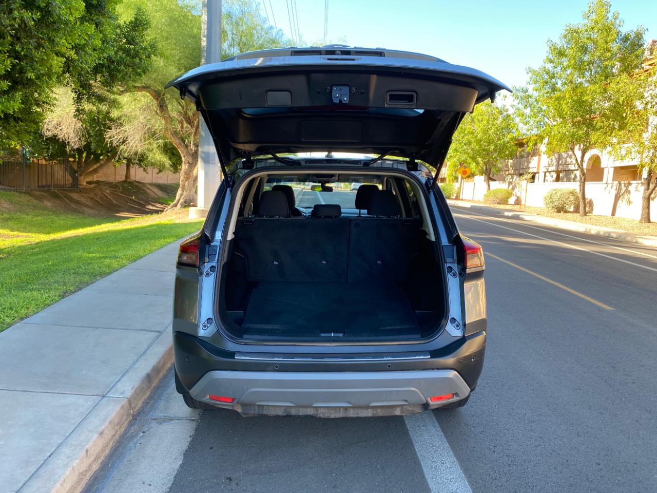 Nissan Rogue FWD SV *Ltd Avail* 2023