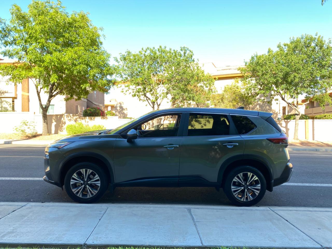 Nissan Rogue FWD SV *Ltd Avail* 2023
