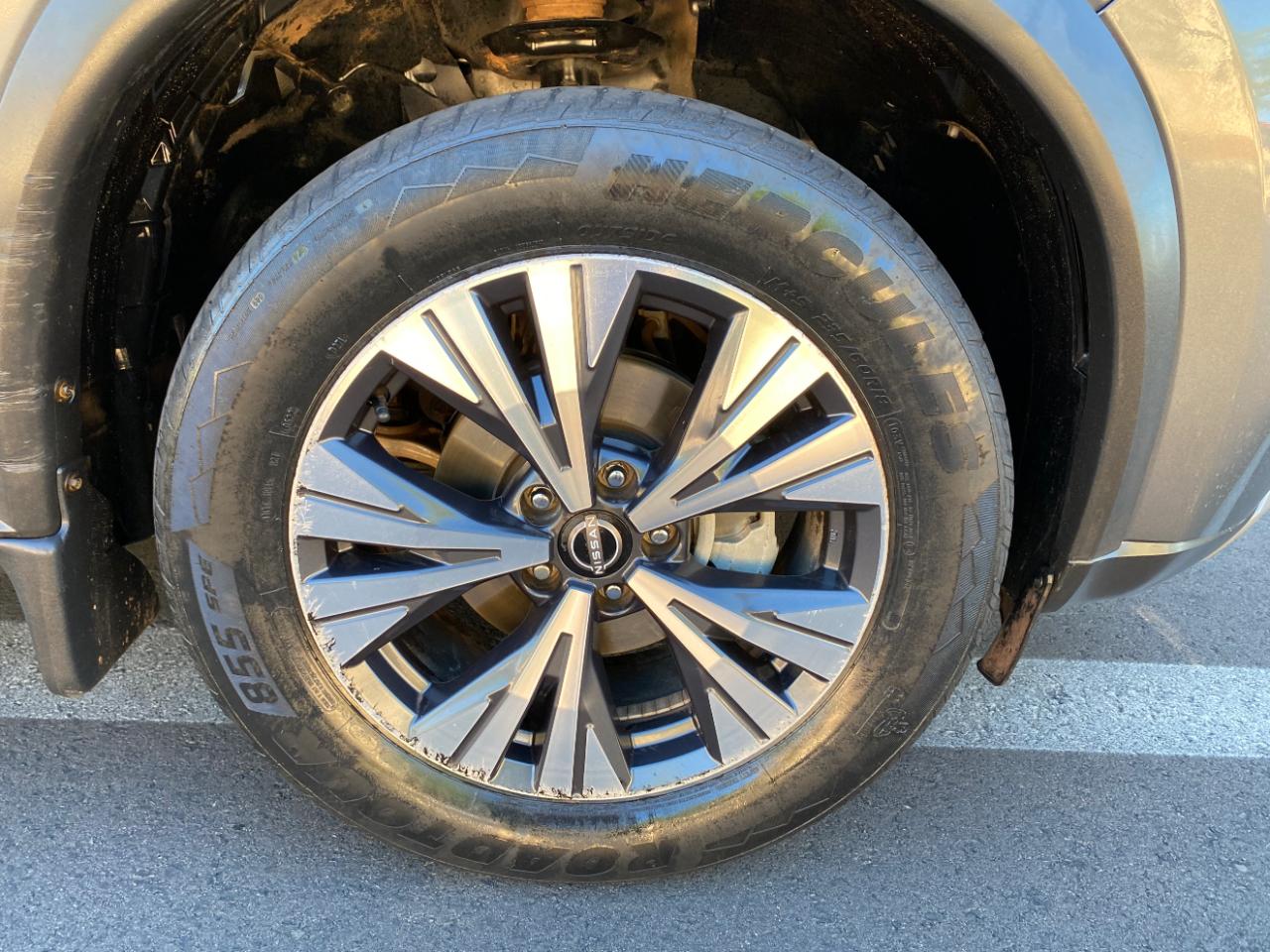 Nissan Rogue FWD SV *Ltd Avail* 2023