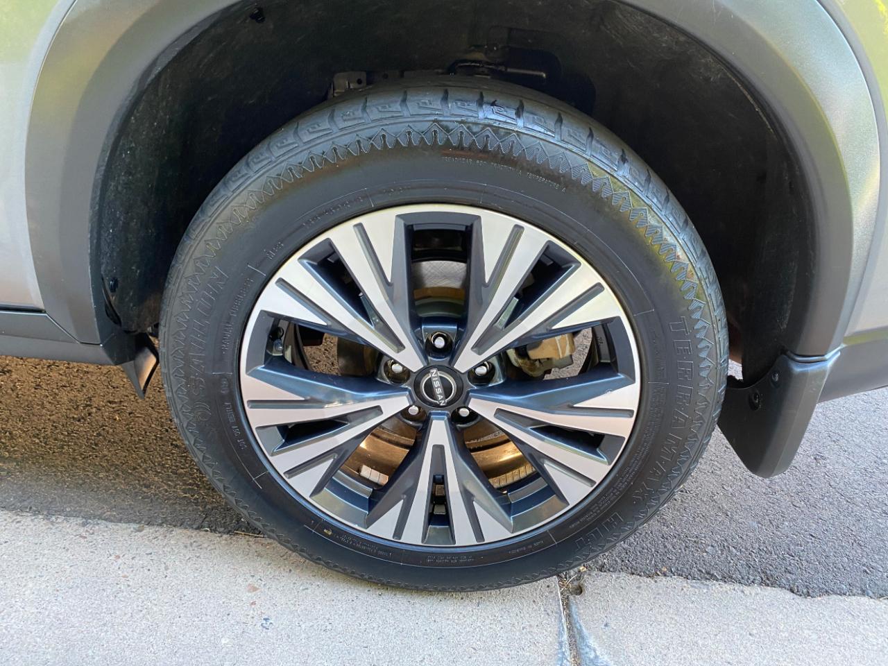 Nissan Rogue FWD SV *Ltd Avail* 2023