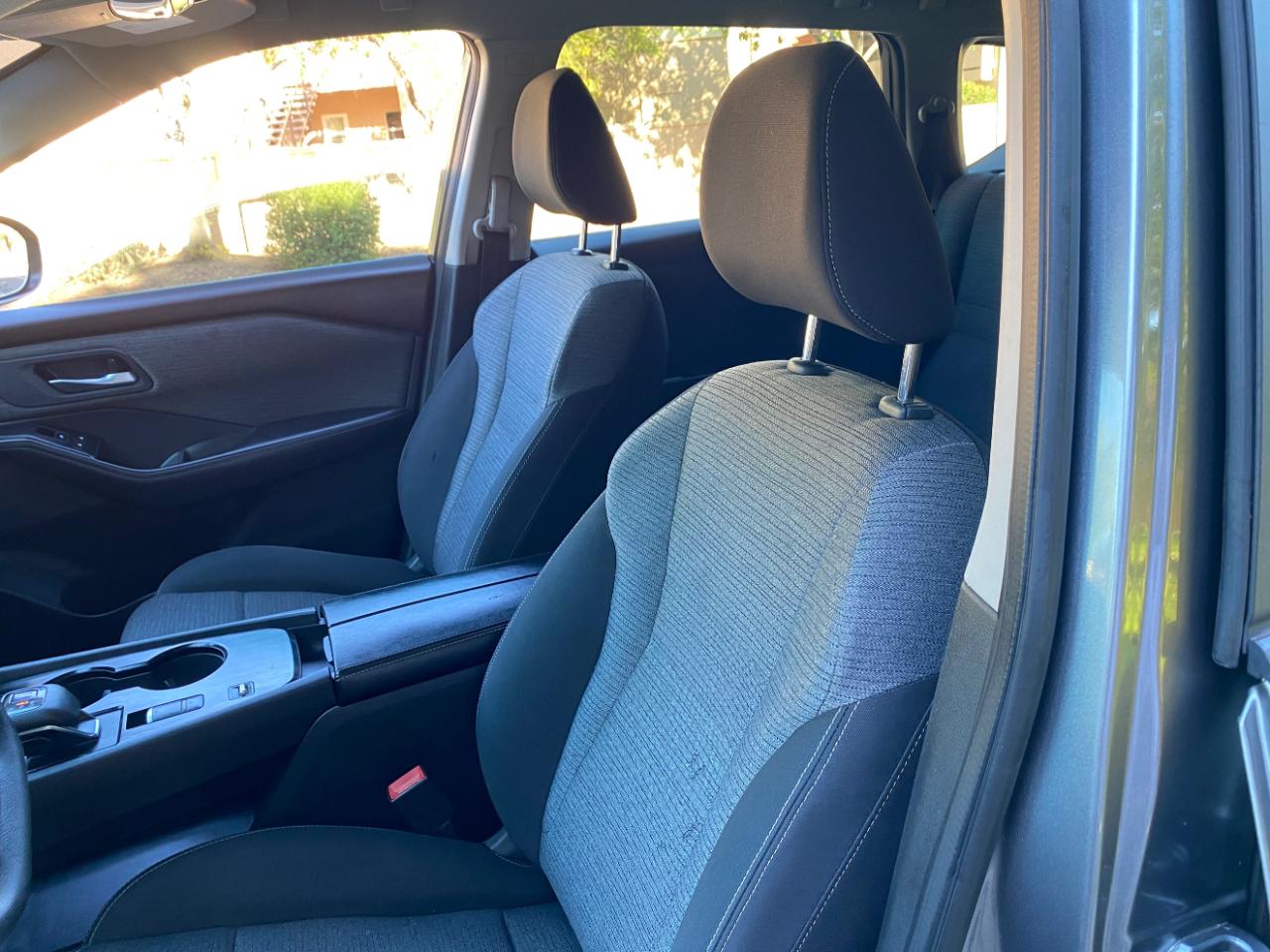 Nissan Rogue FWD SV *Ltd Avail* 2023
