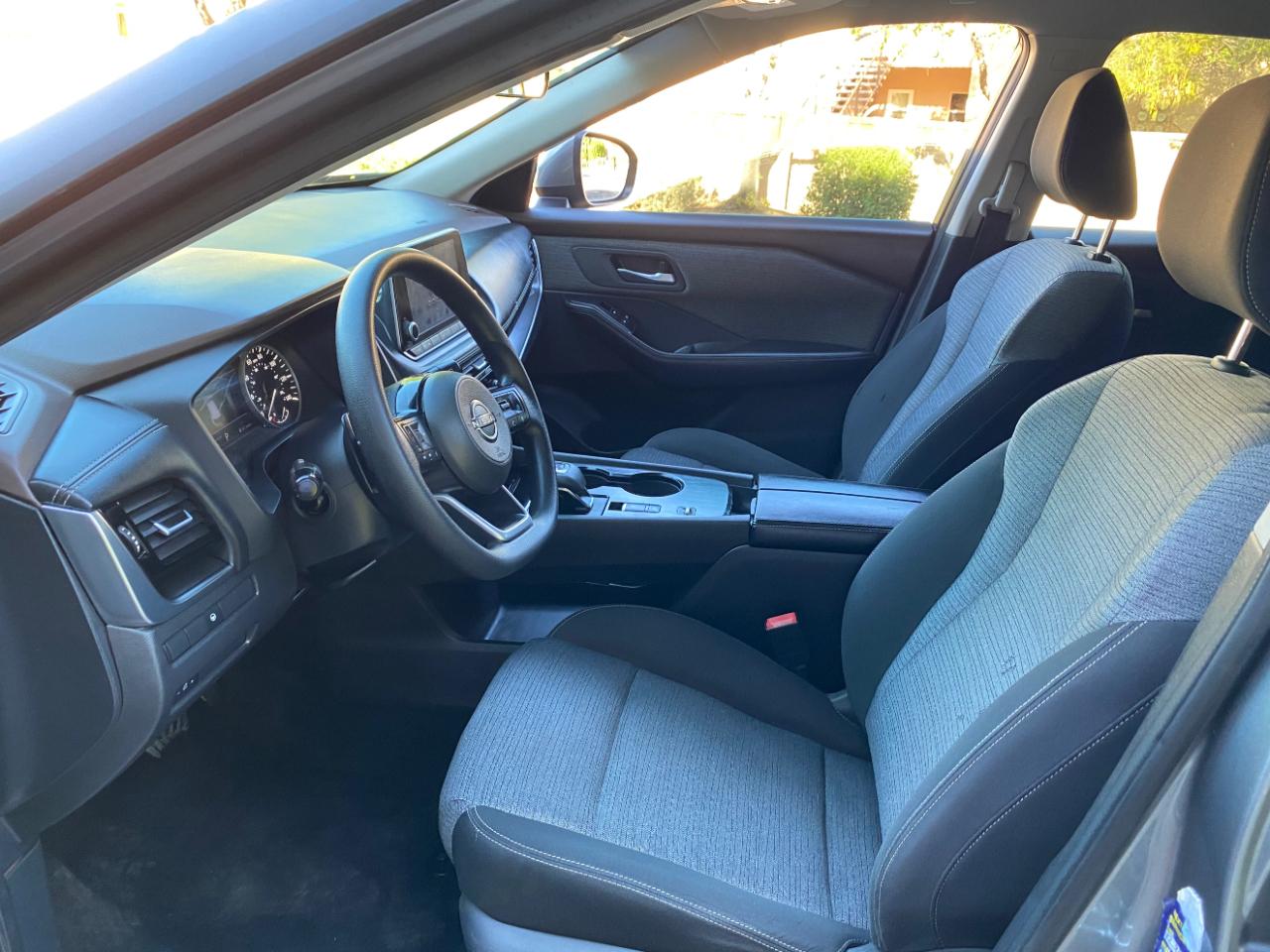 Nissan Rogue FWD SV *Ltd Avail* 2023