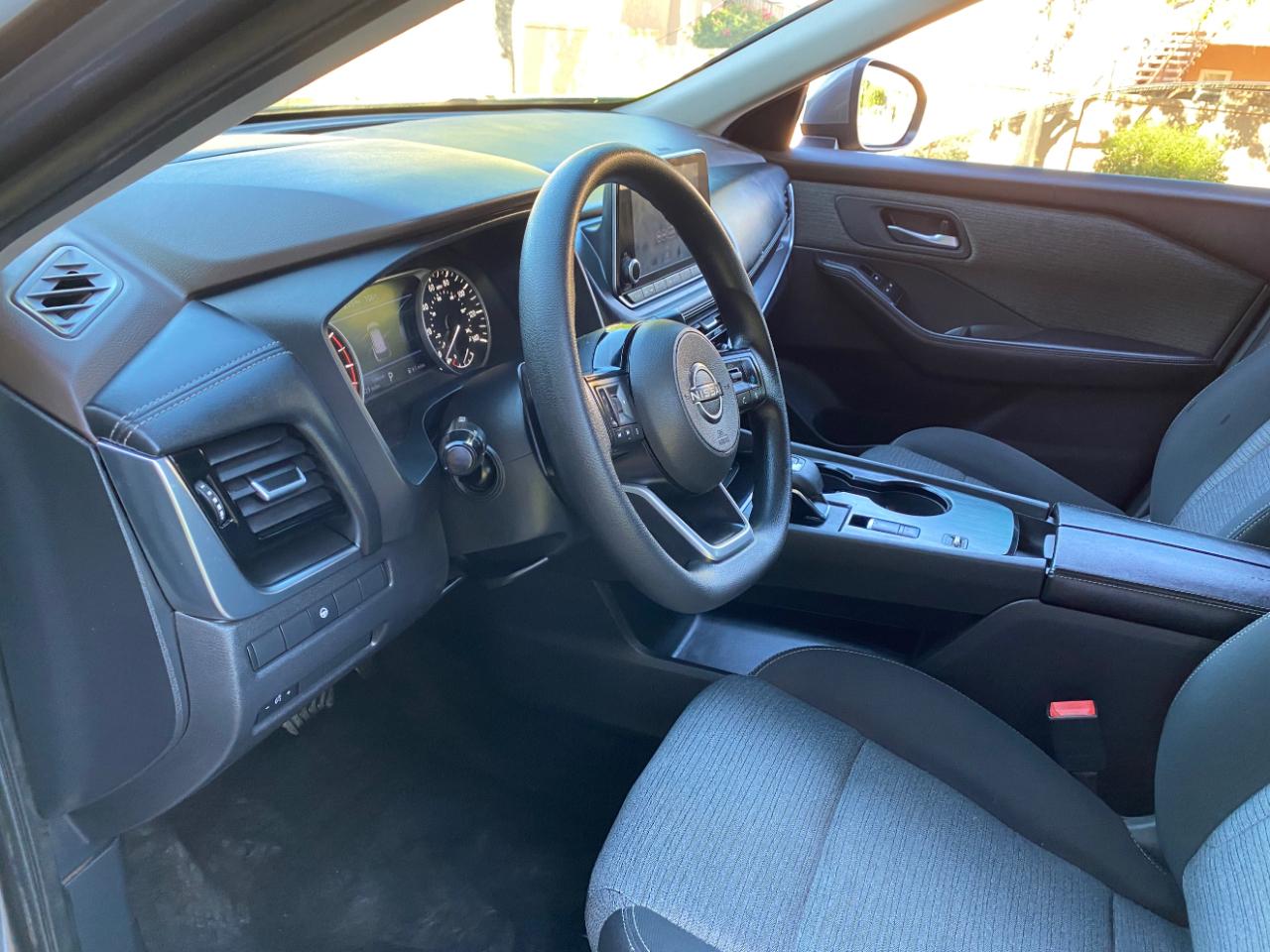 Nissan Rogue FWD SV *Ltd Avail* 2023