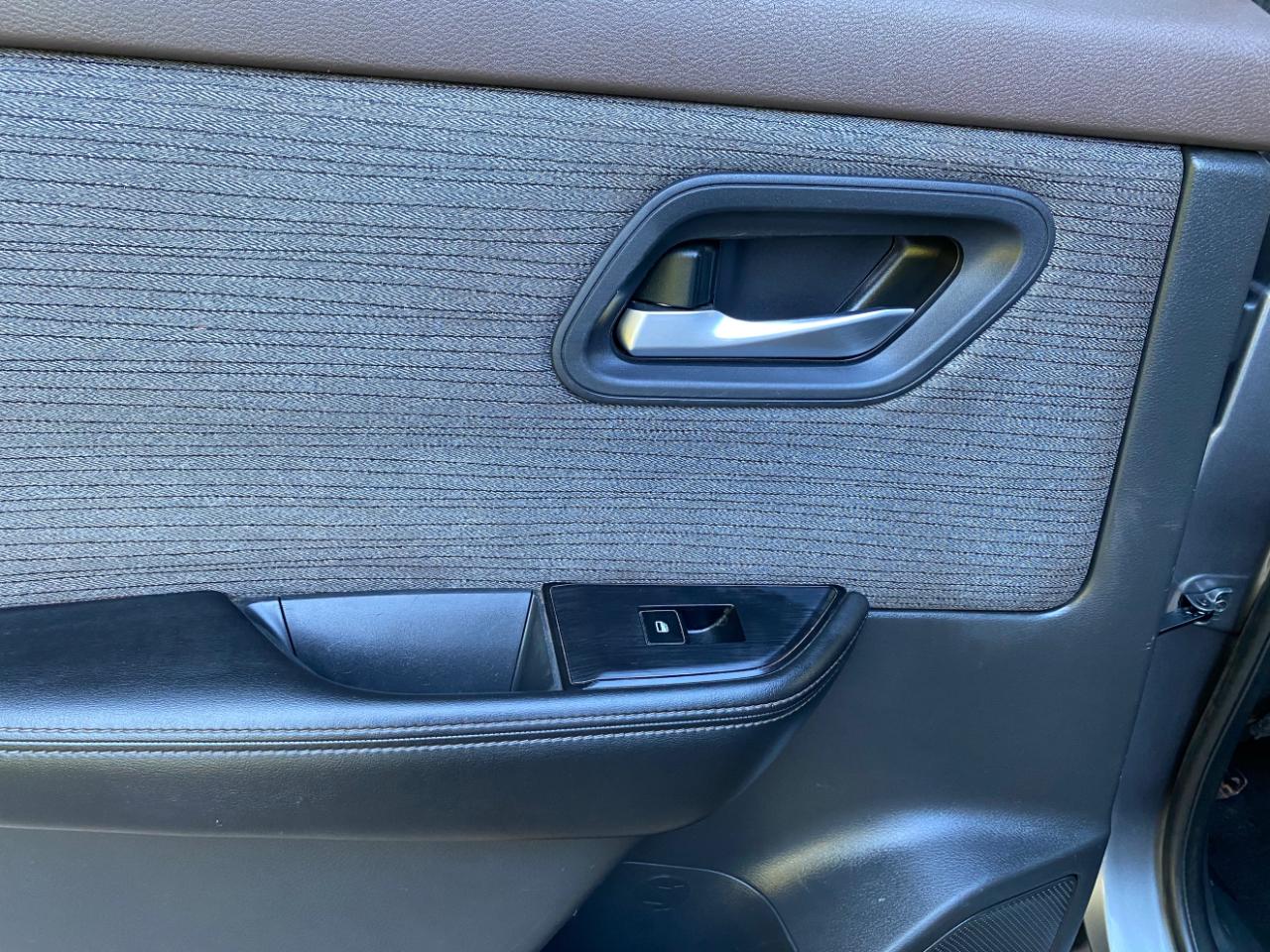 Nissan Rogue FWD SV *Ltd Avail* 2023