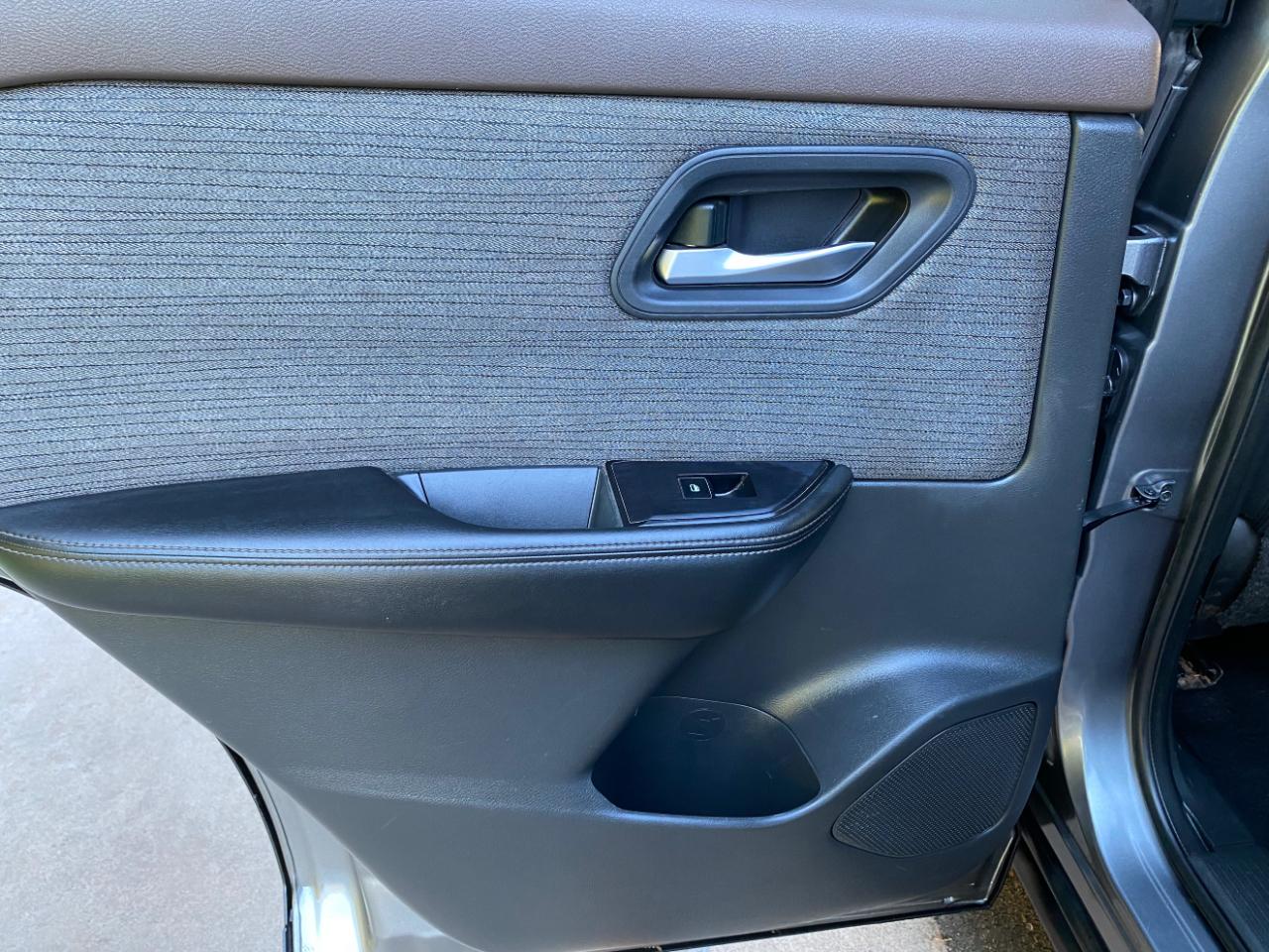Nissan Rogue FWD SV *Ltd Avail* 2023